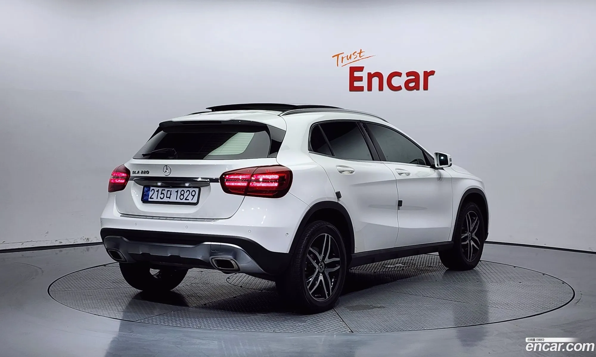 Mercedes-Benz Gla-Klasse I X156 Gla220 Premium 2018 - фотография 18557902