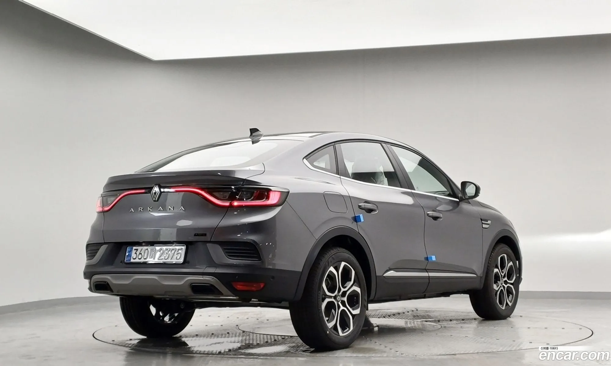 Renault Samsung Arkana 16 E-Tech Iconic 2025 - фотография 2600225