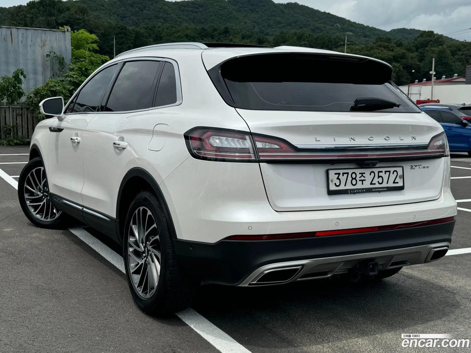 Lincoln Nautilus I 27 Reserve Awd 2019 - фотография 4609791