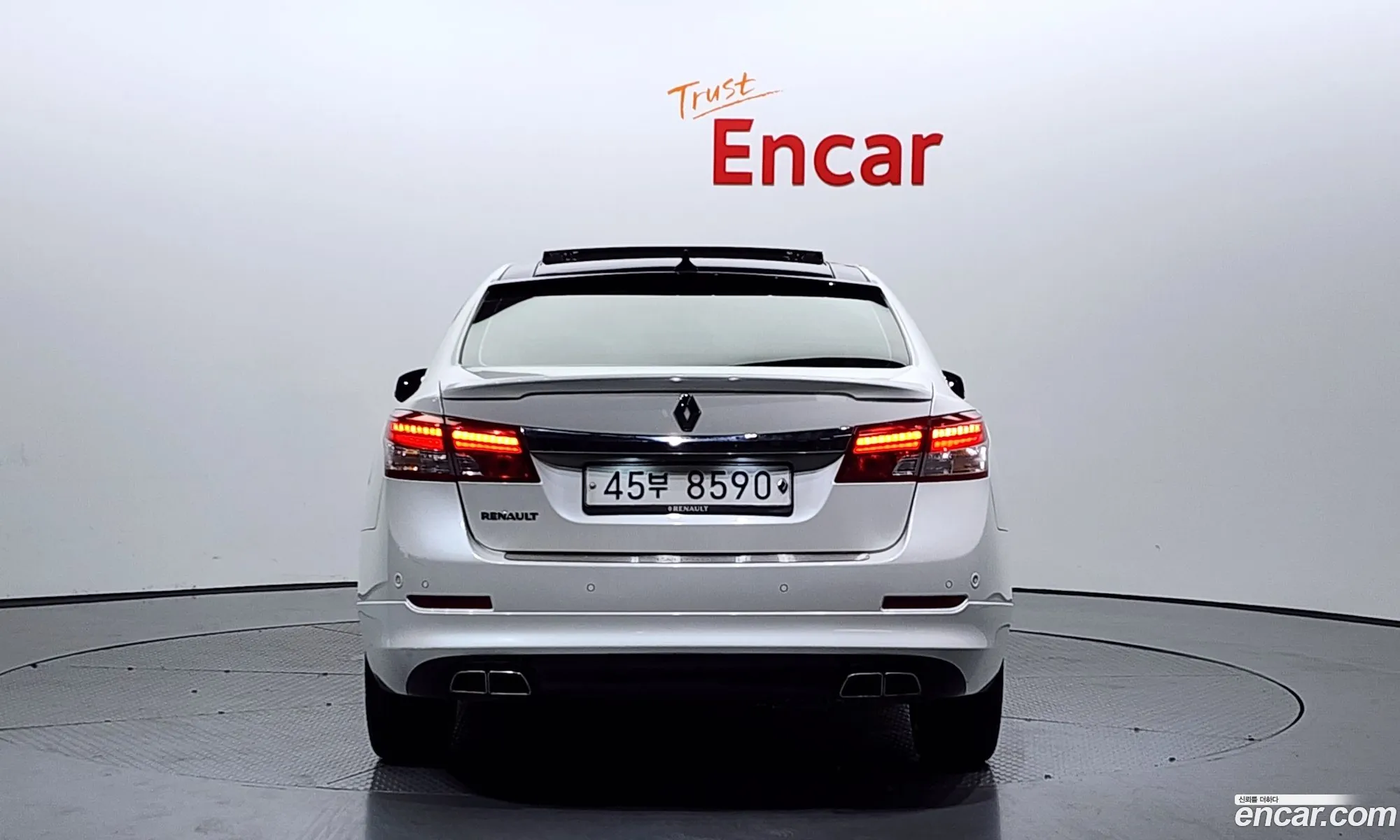 Renault Samsung Sm5 Re 2014 - фотография 1657516