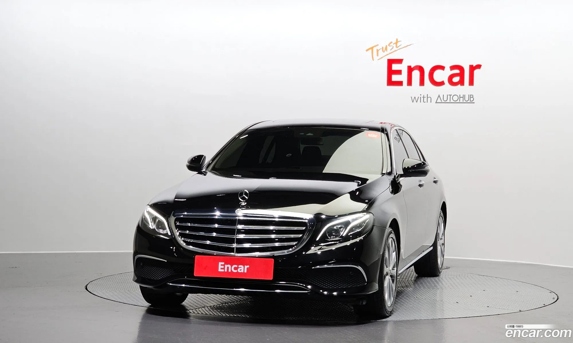 Mercedes-Benz E-Klasse V W213 S213 C238 E220D 4Matic Exclusive 2020 - фотография 18598534