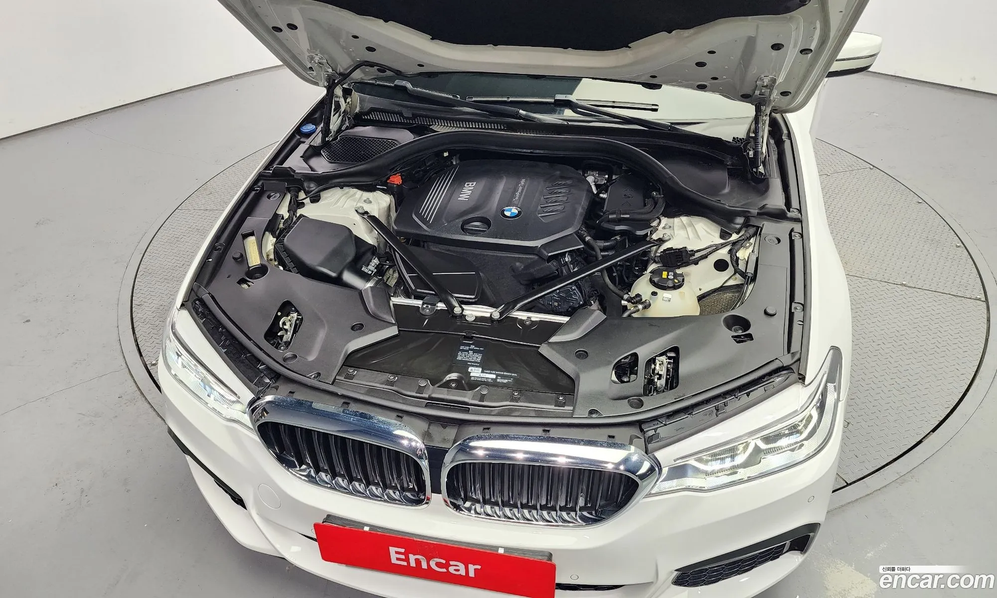 BMW 5Er 520D M Sports 2017 - фотография 15758457