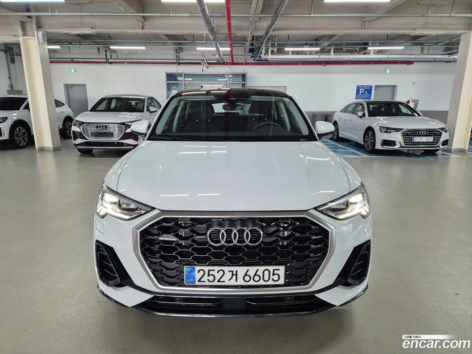 Audi Q3 40 Tfsi Quattro Sportback 2023 - фотография 8425396