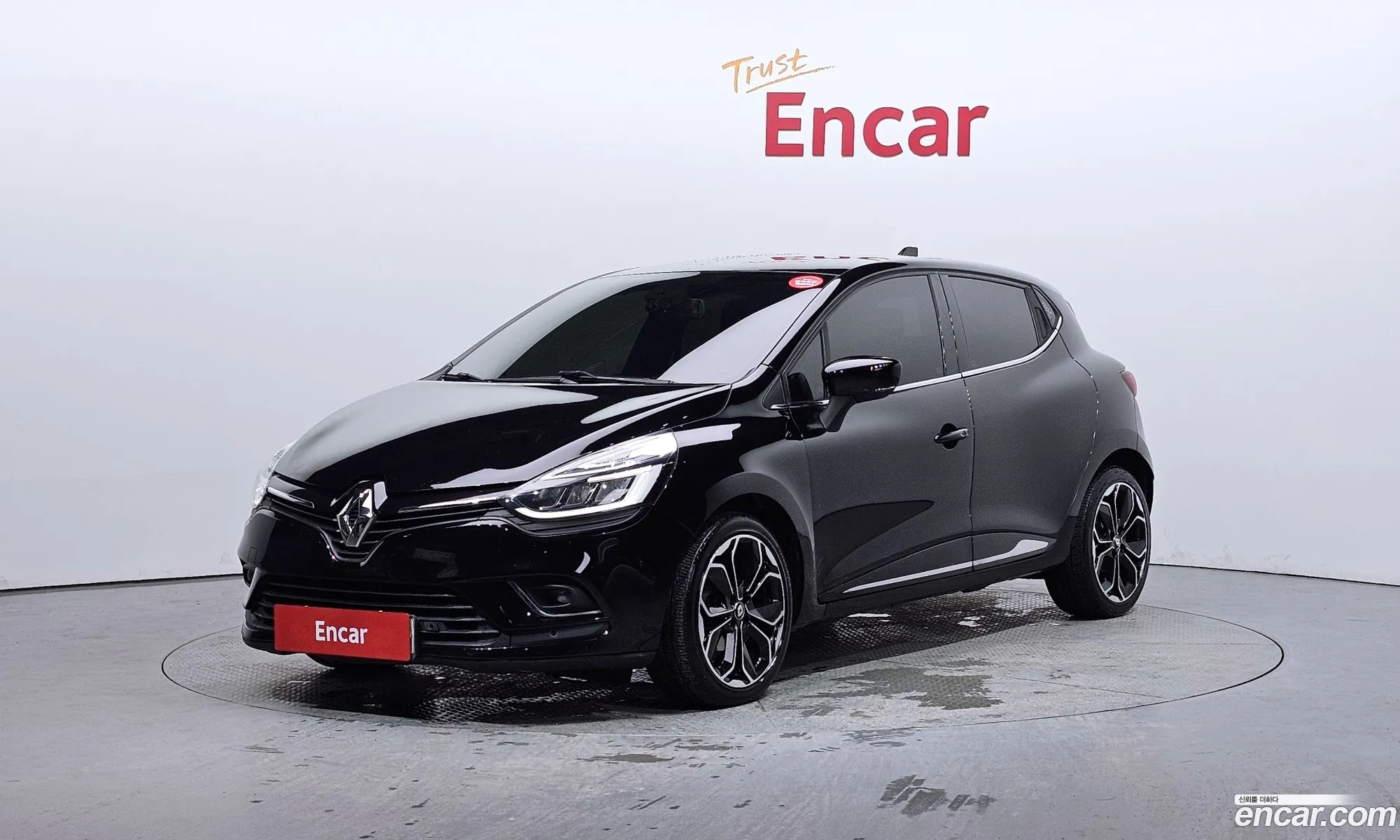 Renault Samsung Clio Intense 2018 - фотография 1821837