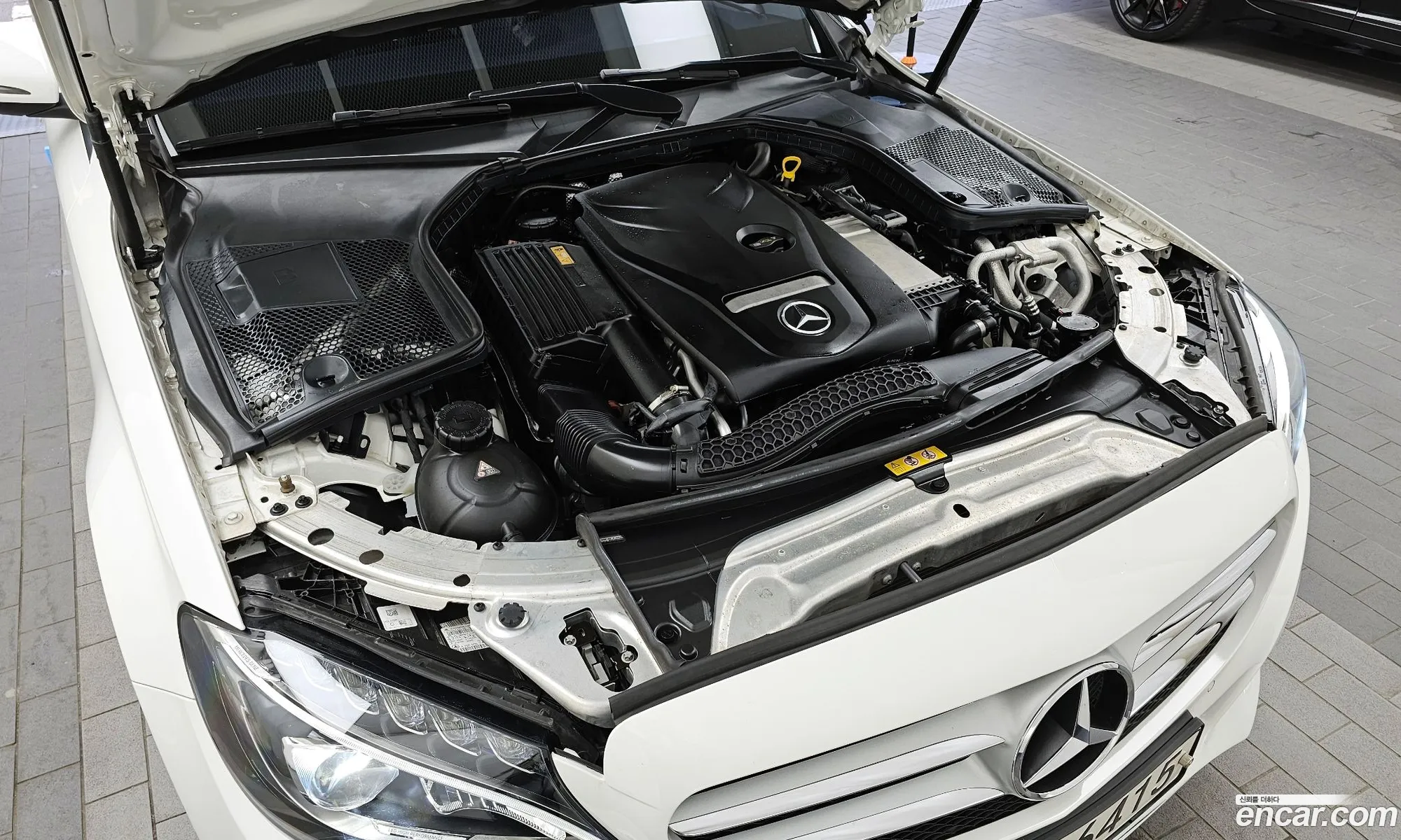 Mercedes C-Class W205 C200 Avantgarde - фотография 18614867