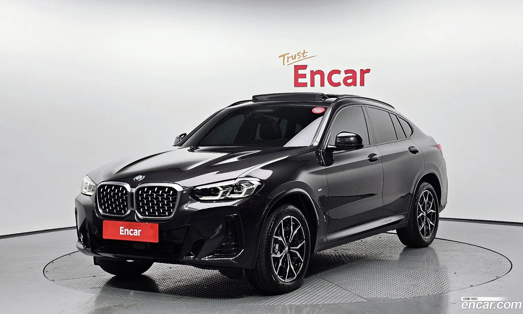 BMW X4 xDrive20I M Sports 2023 - фотография 15692385