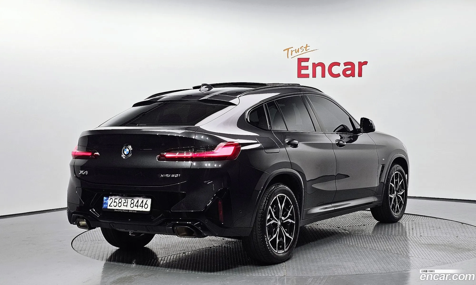 BMW X4 xDrive20I M Sports 2023 - фотография 15692386