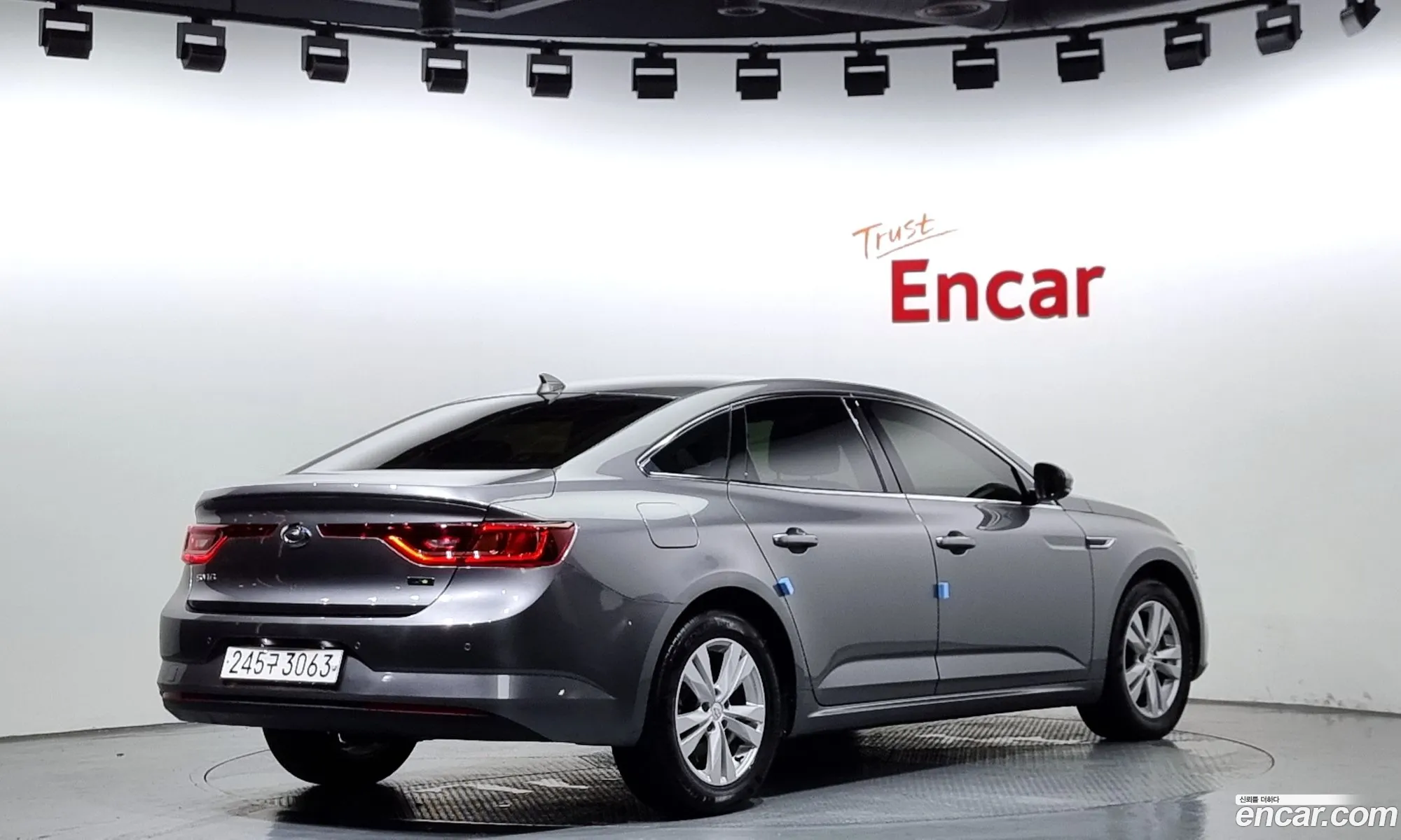 Renault Samsung Sm6 20 Lpe Se Rental Car 2020 - фотография 2591896