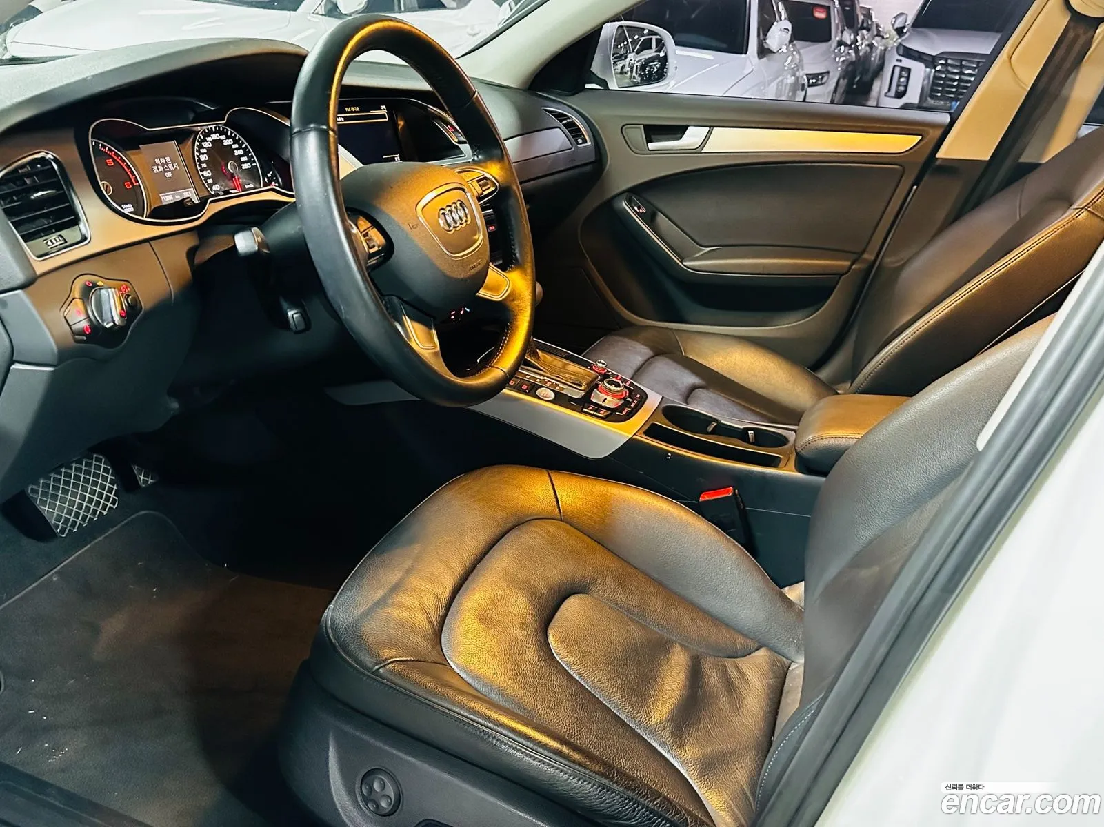 Audi A4 Iv B8 20 Tdi Dynamic 2013 - фотография 8436886