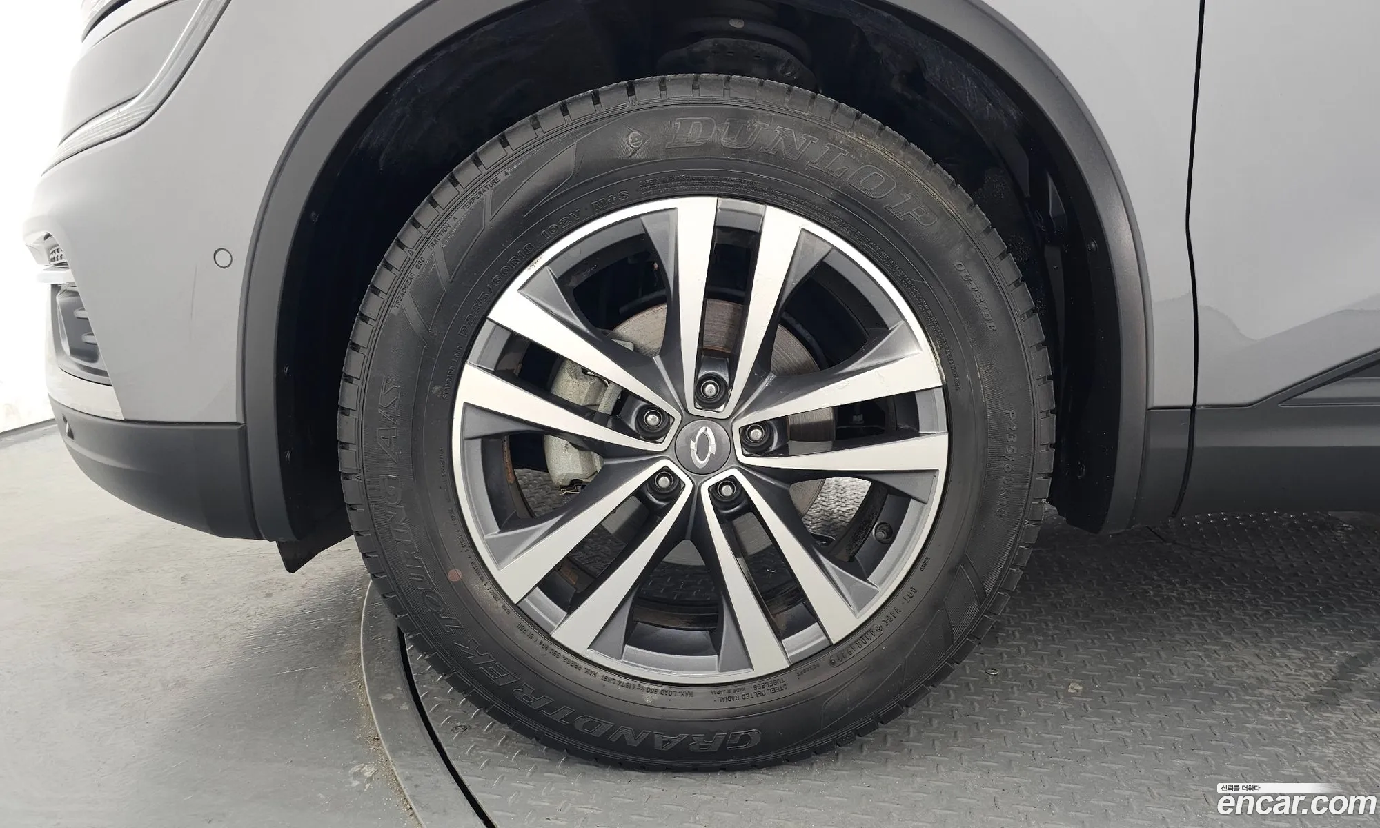 Renault Samsung Qm6 20 Lpe Le 2Wd 2020 - фотография 2083473