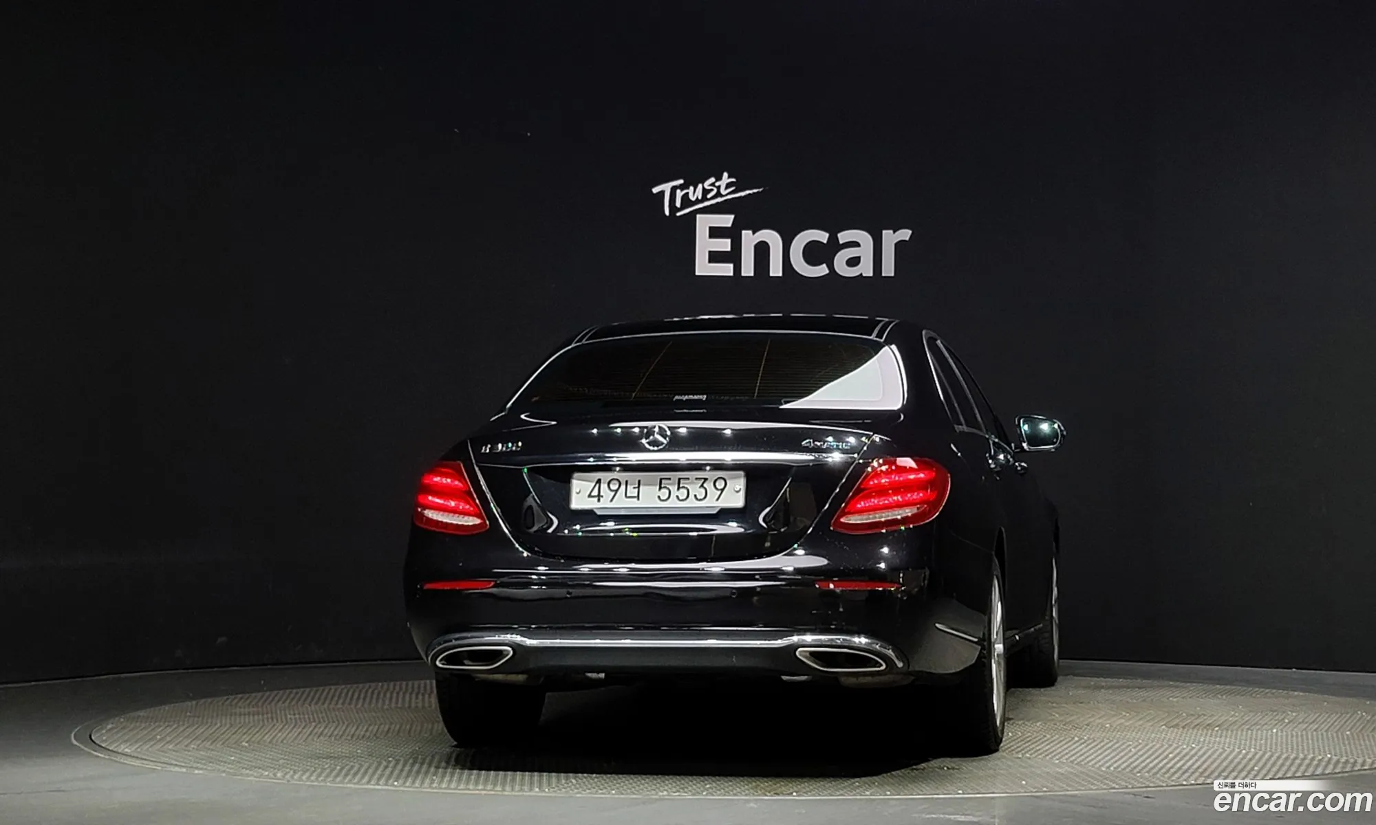 Mercedes-Benz E-Klasse V W213 S213 C238 E300 4Matic Exclusive 2019 - фотография 18557929