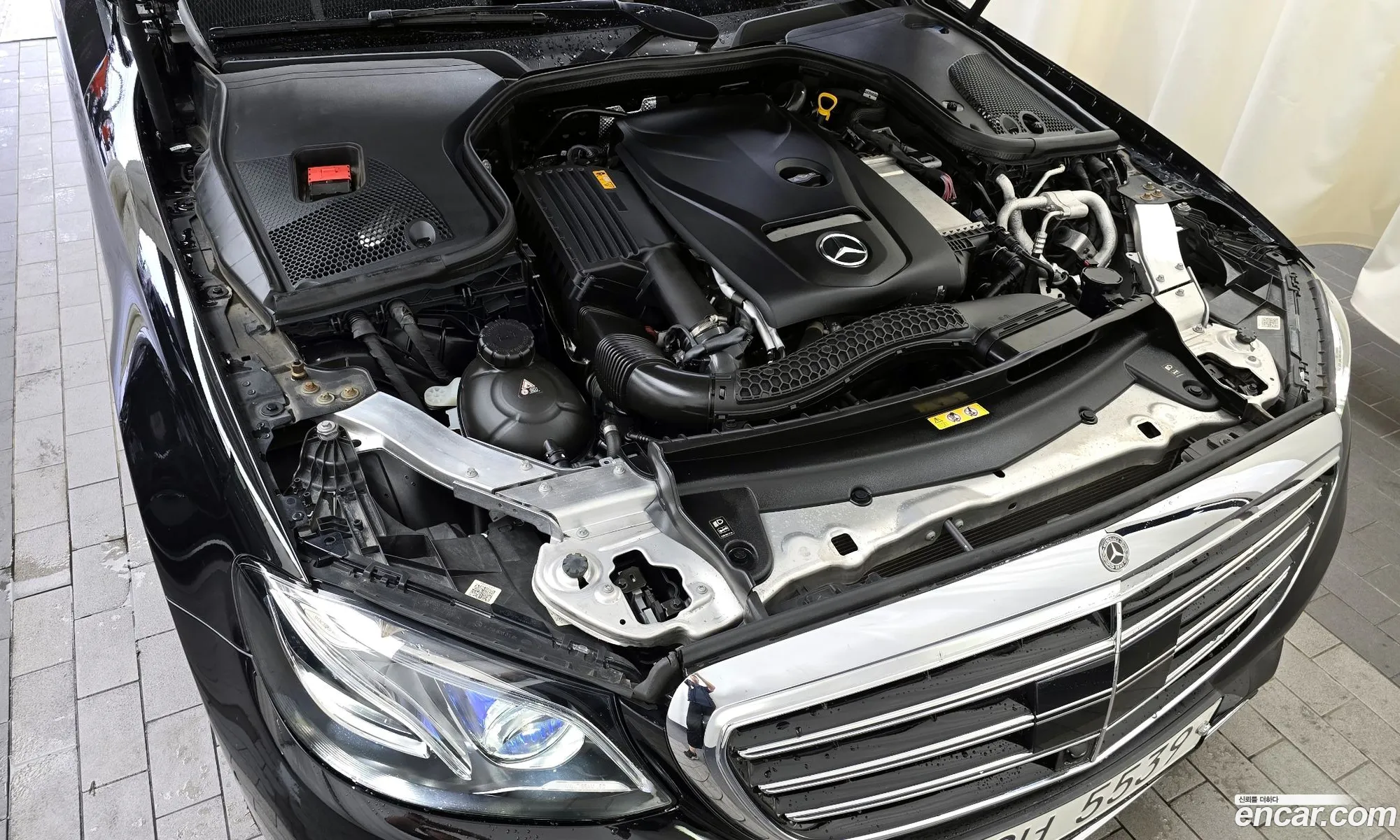 Mercedes-Benz E-Klasse V W213 S213 C238 E300 4Matic Exclusive 2019 - фотография 18557931