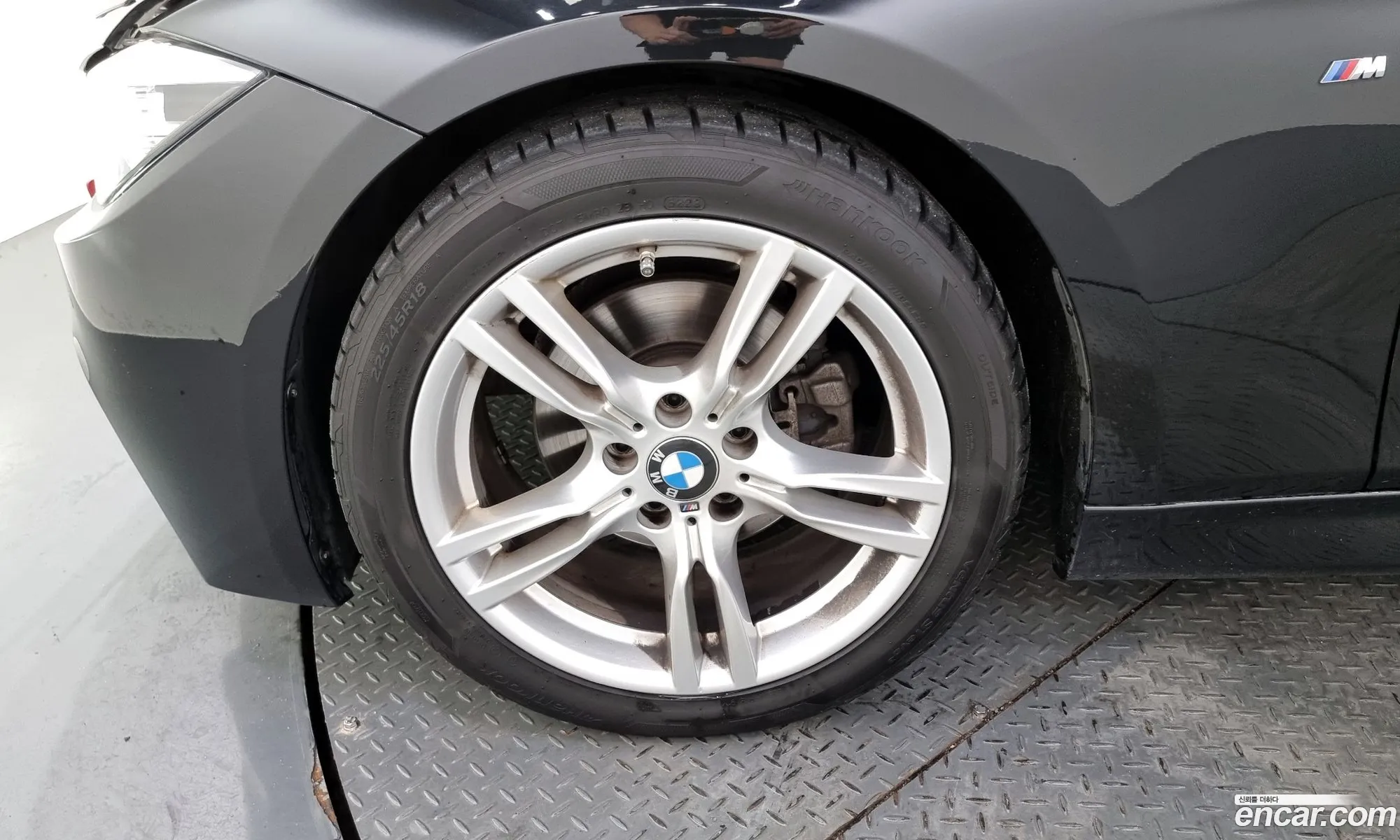 BMW 3Er 330I M Sports Shadow 2018 - фотография 15808720