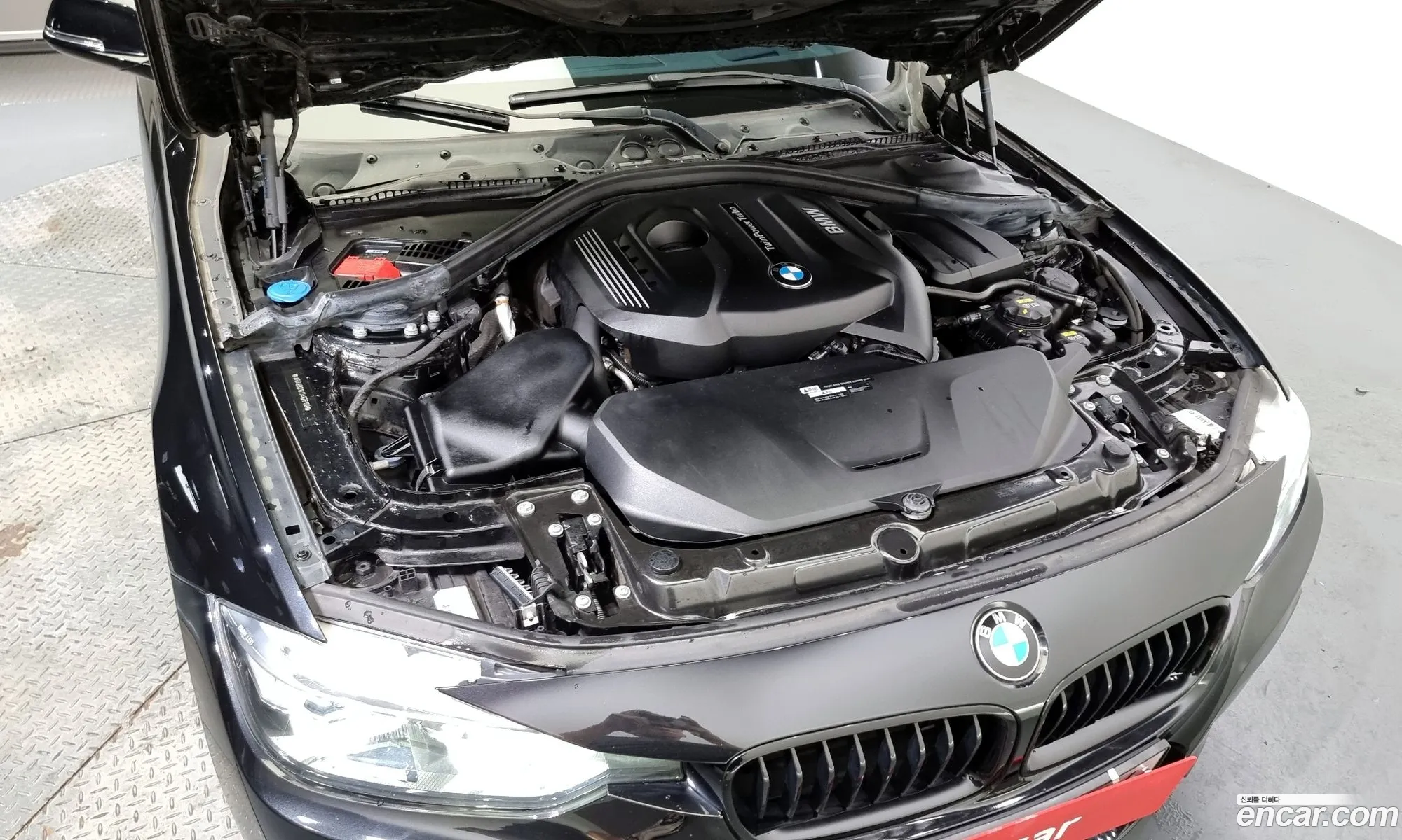 BMW 3Er 330I M Sports Shadow 2018 - фотография 15808721