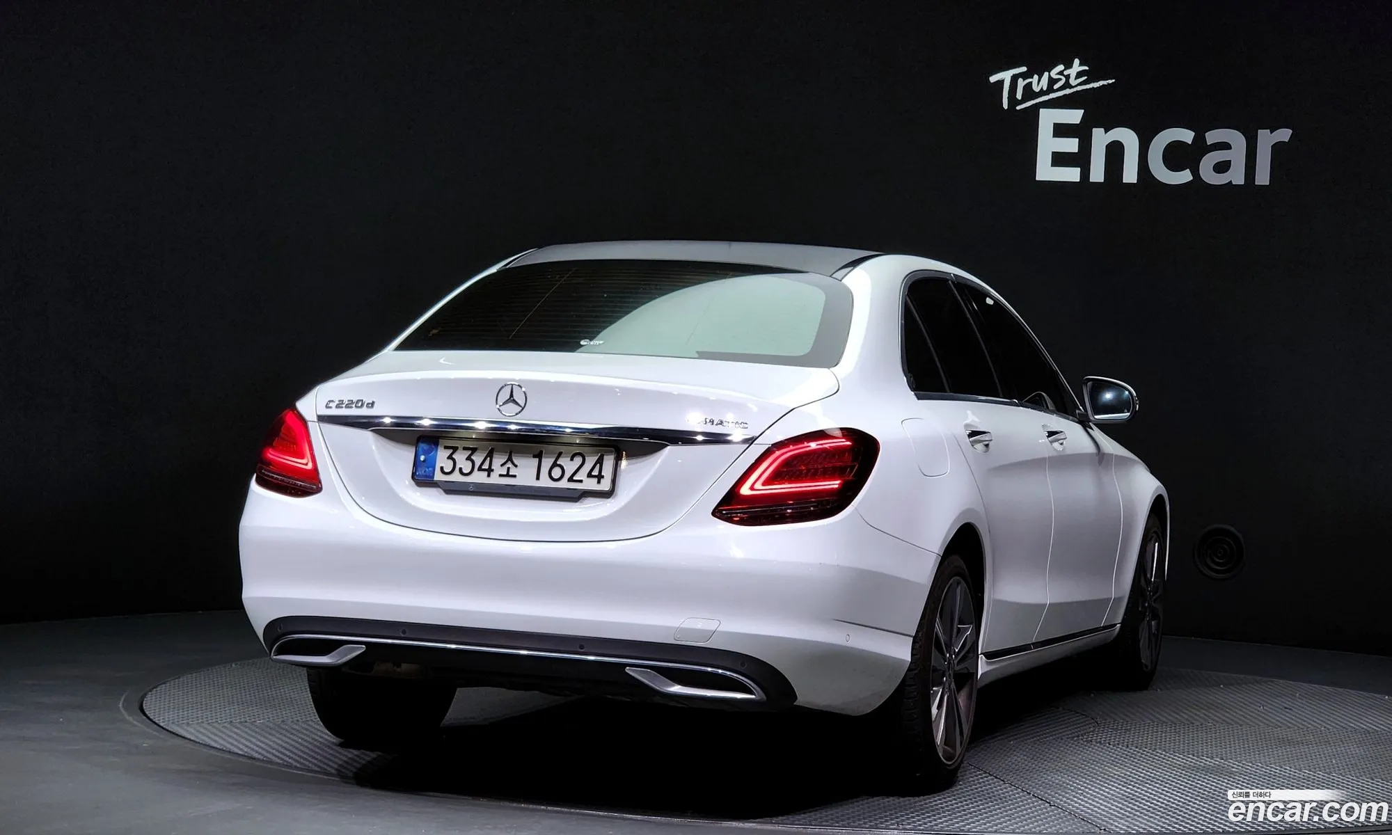 Mercedes-Benz C-Klasse C220 D 4Matic 2021 - фотография 18563183