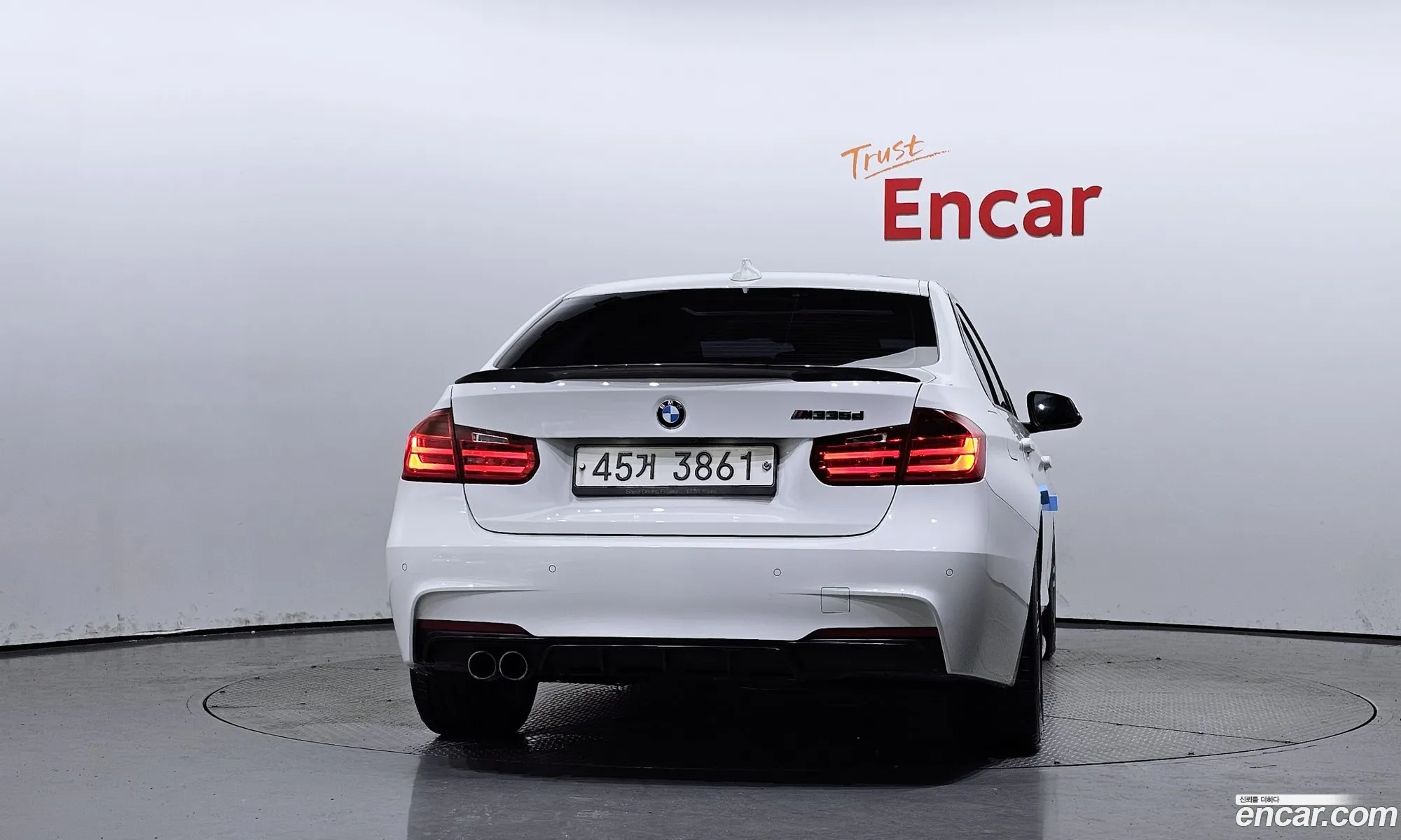 BMW 3Er Vi F3X 320D 2015 - фотография 15758442