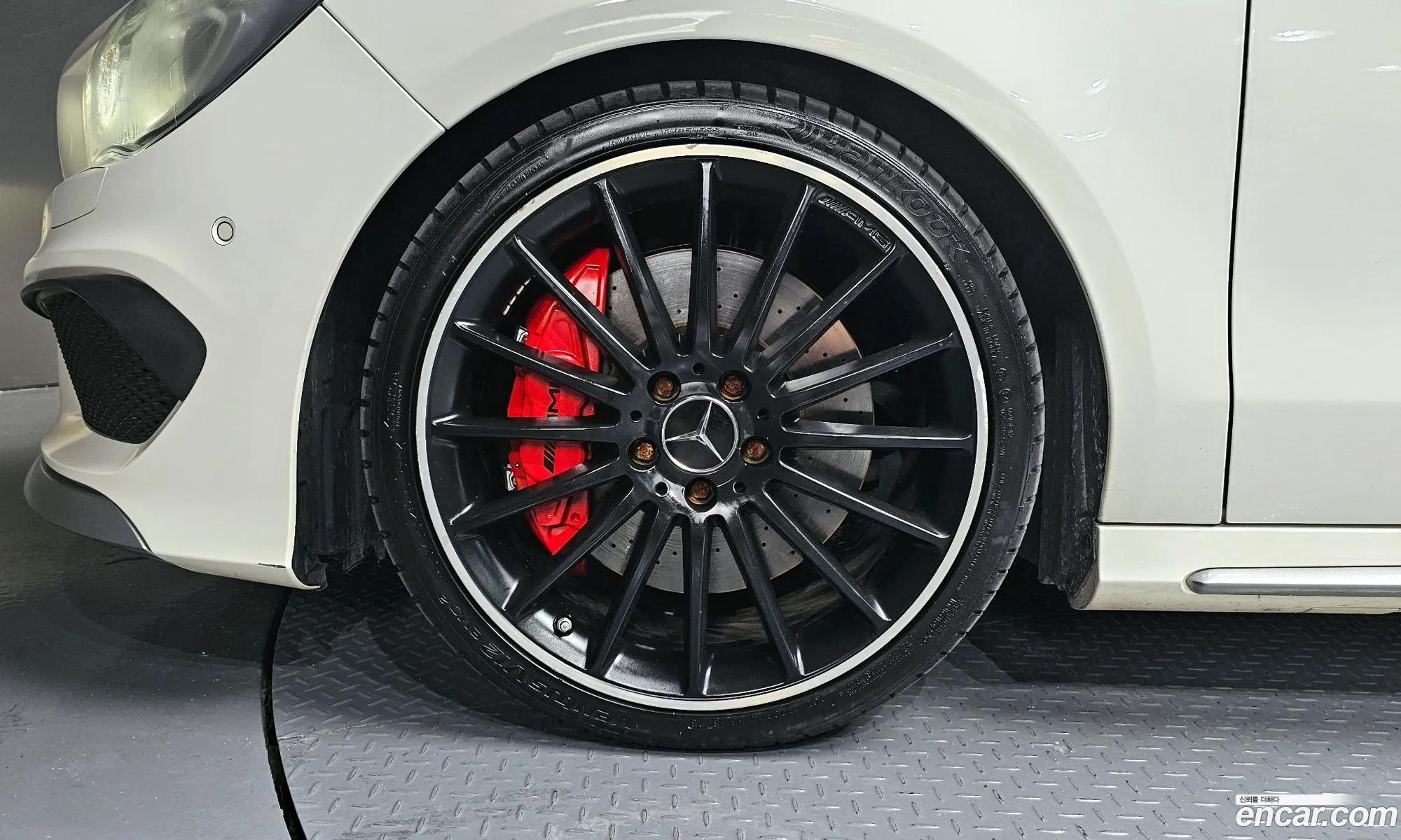 Mercedes-Benz Cla-Klasse I C117 X117 Cla45 Amg 4Matic 2015 - фотография 18598512