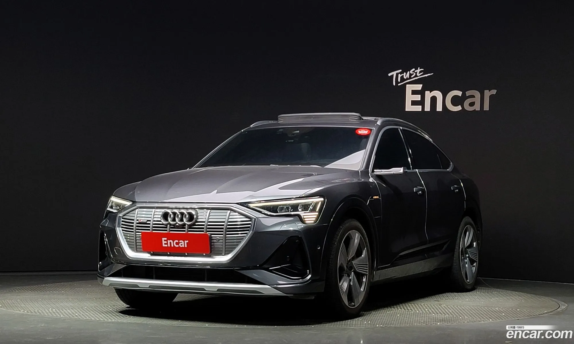 Audi E-Tron I 55 Quattro Sportback 2022 - фотография 8471417