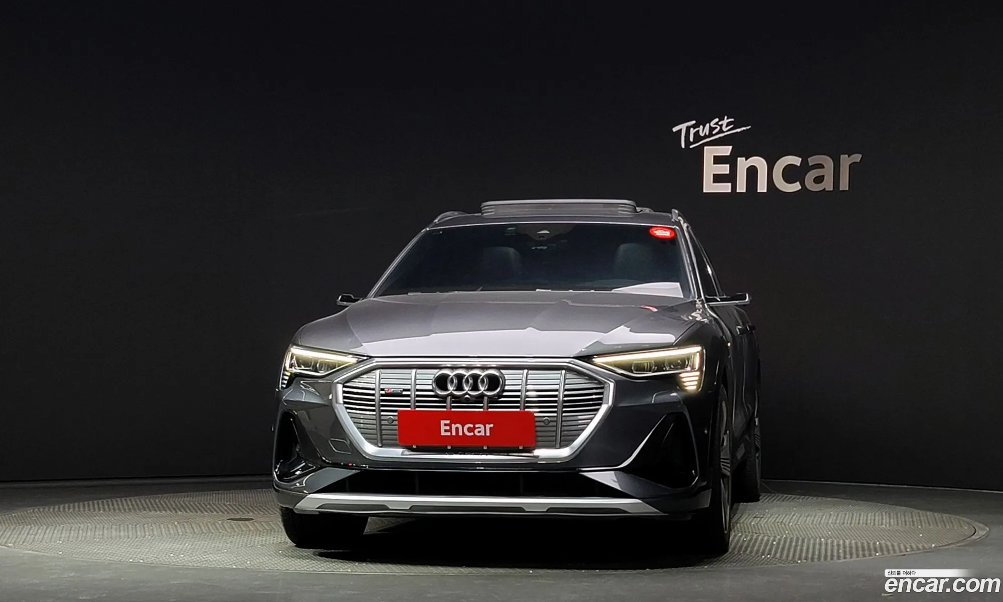 Audi E-Tron I 55 Quattro Sportback 2022 - фотография 8471419