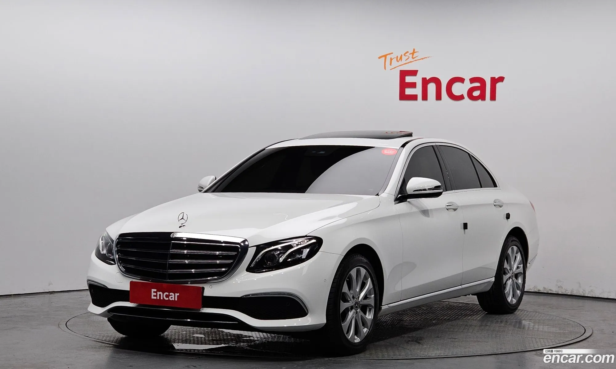 Mercedes-Benz E-Klasse V W213 S213 C238 E220D 4Matic Exclusive 2020 - фотография 18507739