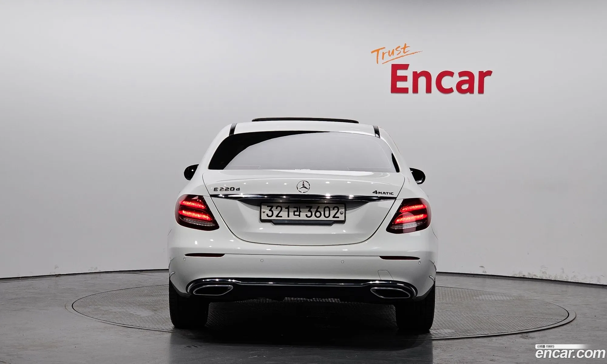 Mercedes-Benz E-Klasse V W213 S213 C238 E220D 4Matic Exclusive 2020 - фотография 18507742