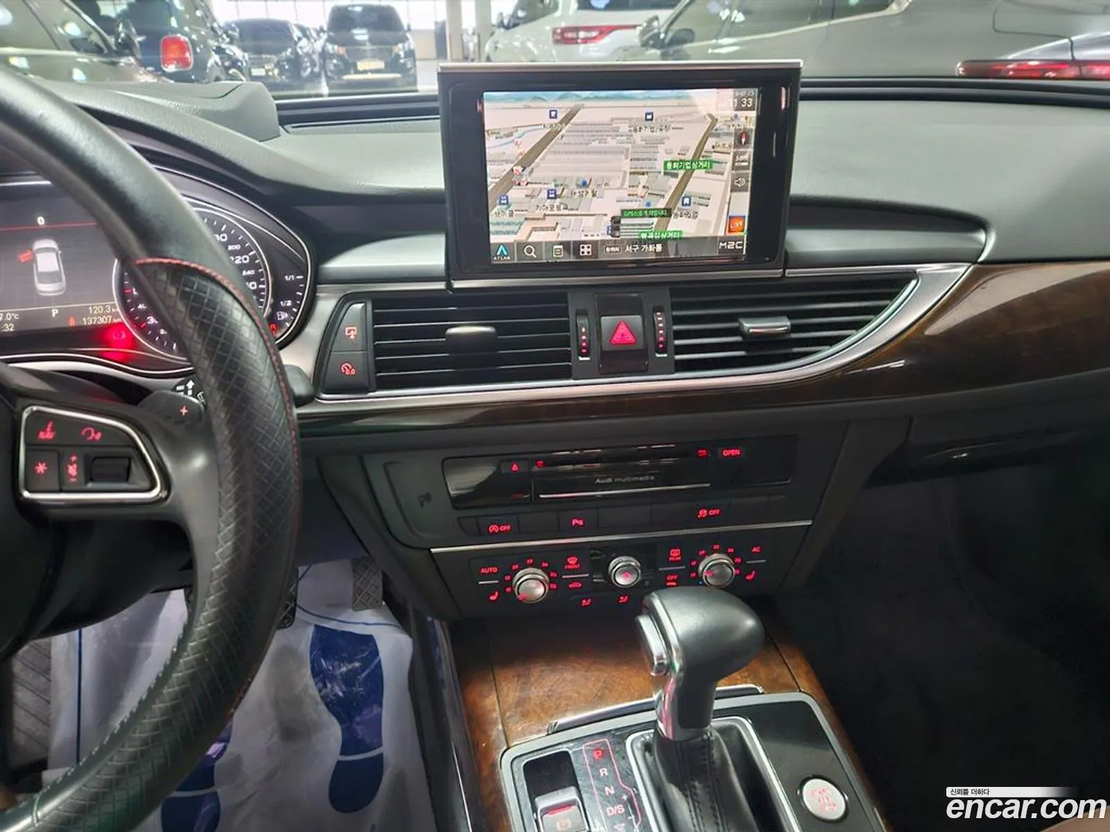 Audi A6 Iv C7 20 Tdi Dynamic 2013 - фотография 8425422