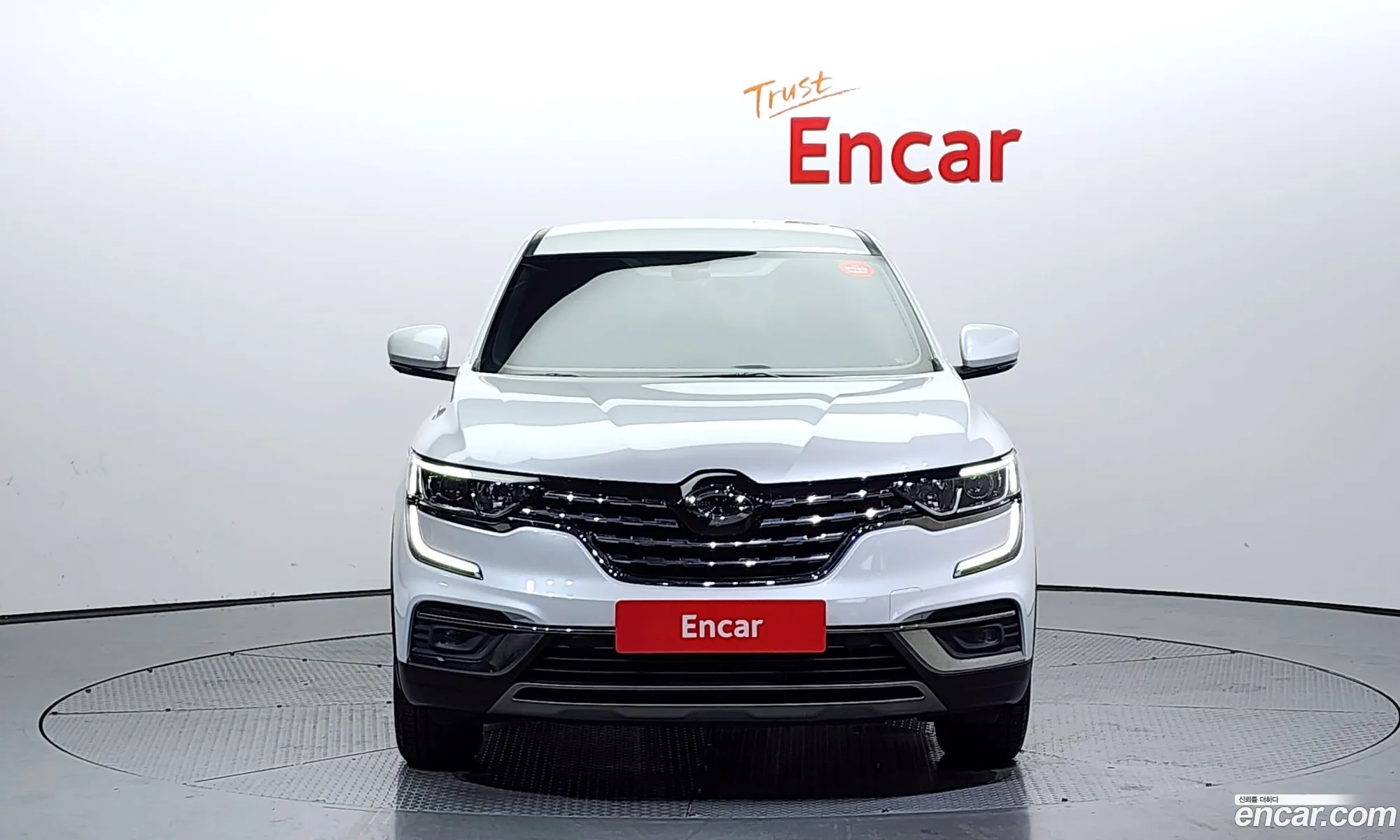 Renault Samsung Qm6 20 Lpe Se 2Wd 2020 - фотография 2083423