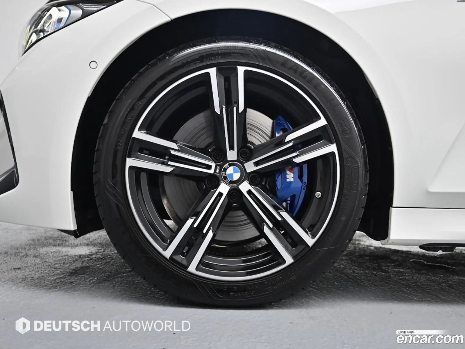BMW 3Er 320I Touring M Sports 2023 - фотография 15792182