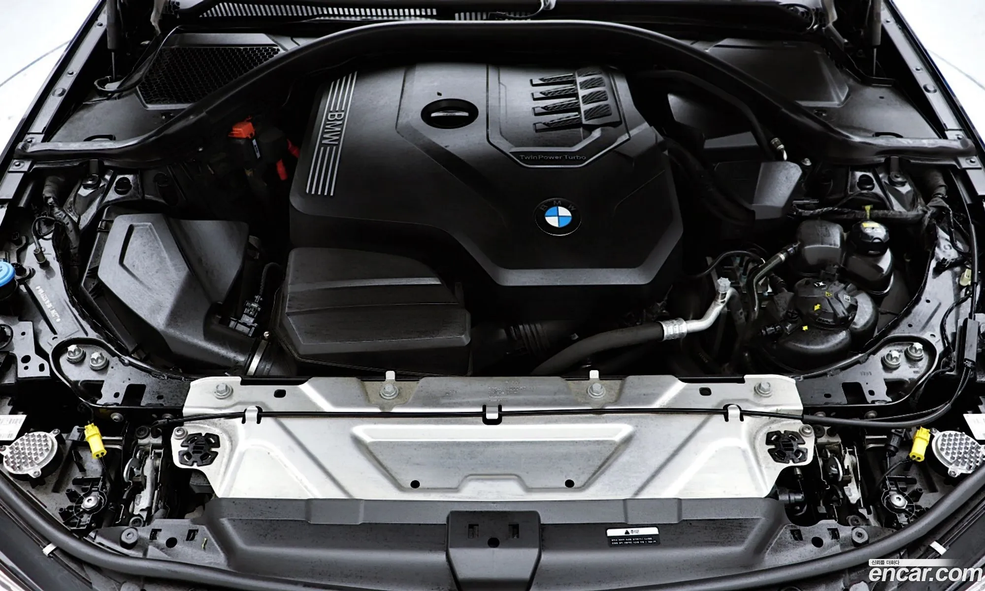 BMW 3Er Vii G2X 320I Luxury 2022 - фотография 15808781
