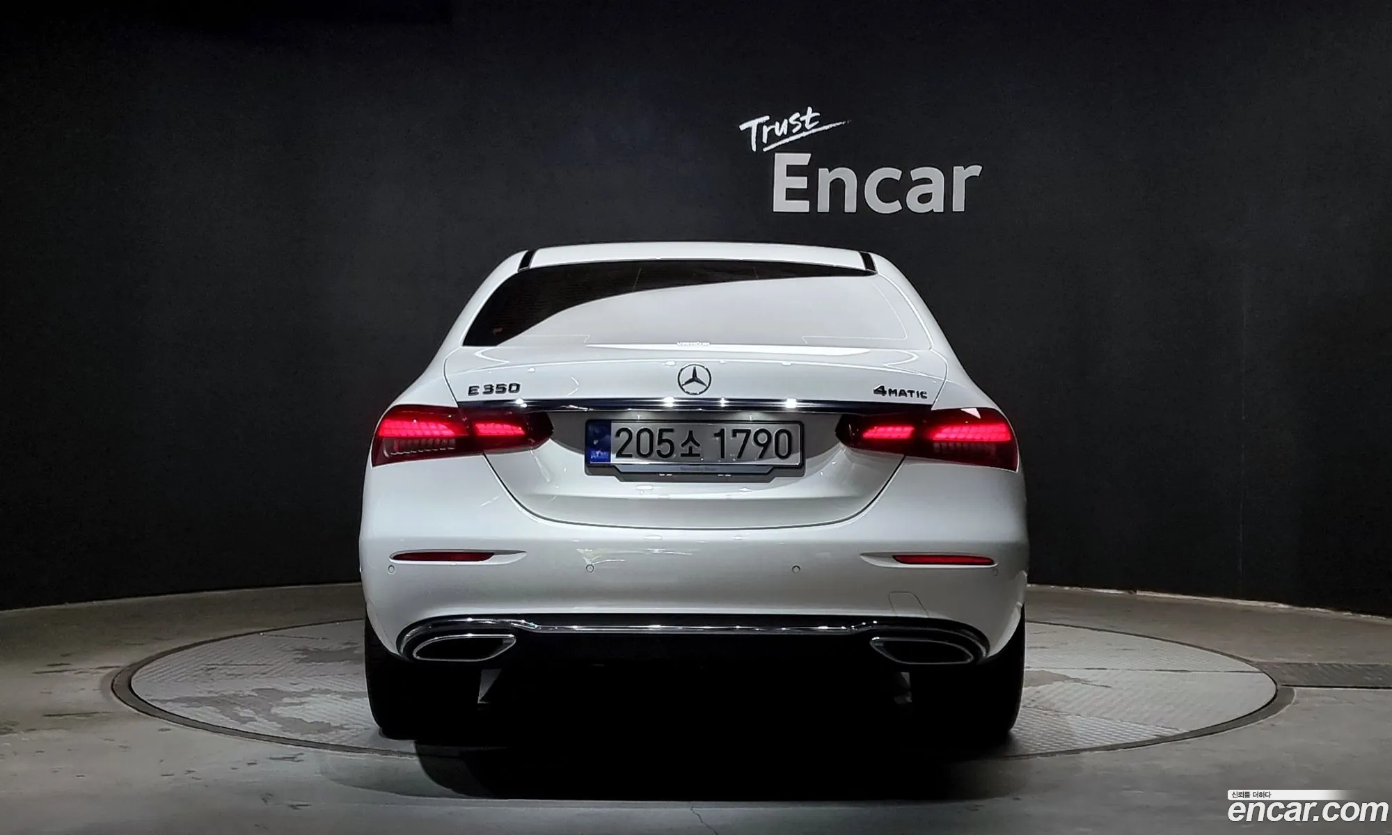 Mercedes-Benz E-Klasse E250 Exclusive 2023 - фотография 18598523