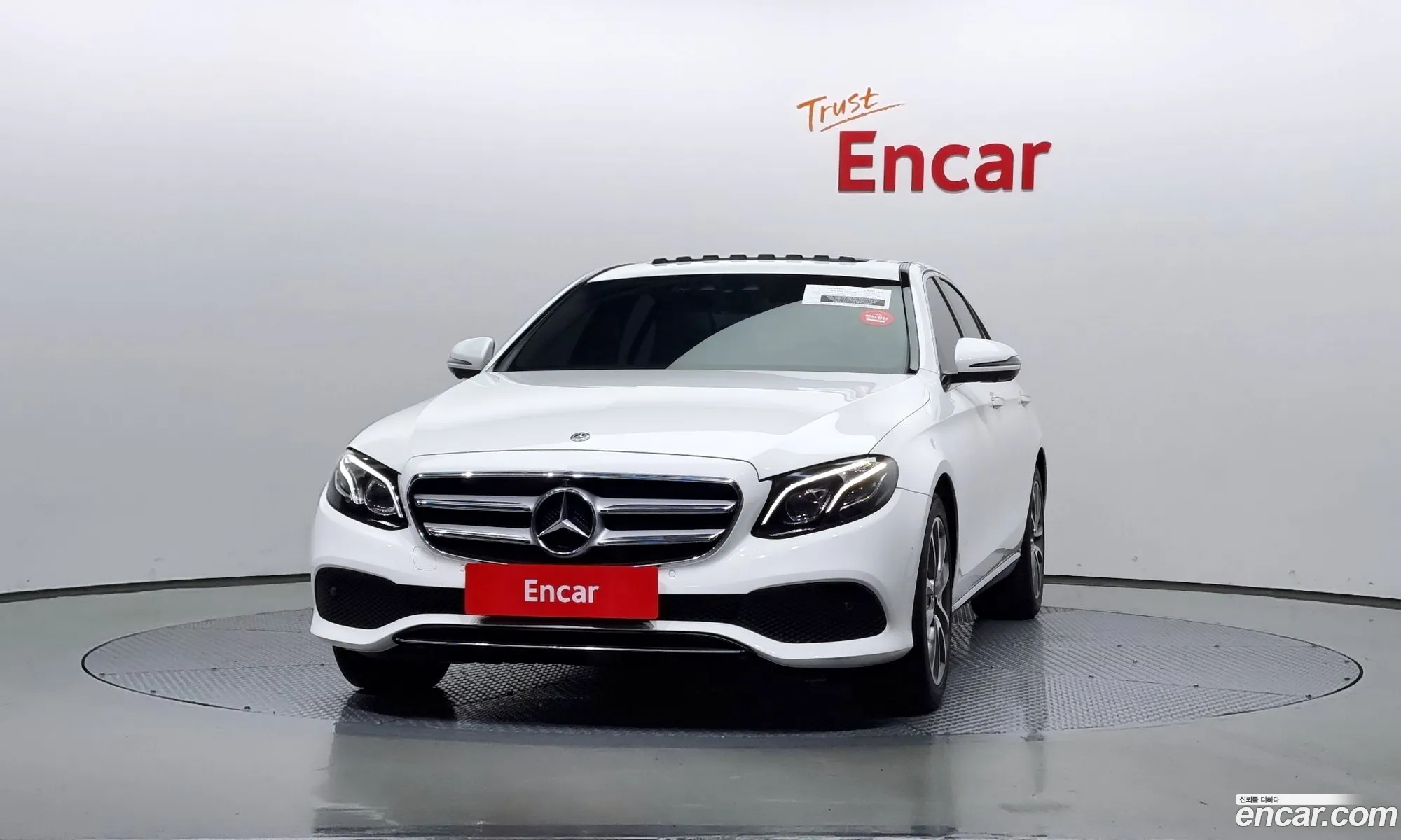 Mercedes-Benz E-Klasse V W213 S213 C238 E300 4Matic Avant Garde 2019 - фотография 18517259