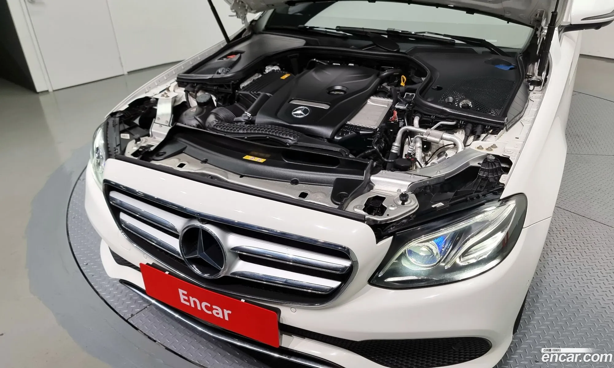 Mercedes-Benz E-Klasse V W213 S213 C238 E300 4Matic Avant Garde 2019 - фотография 18517262