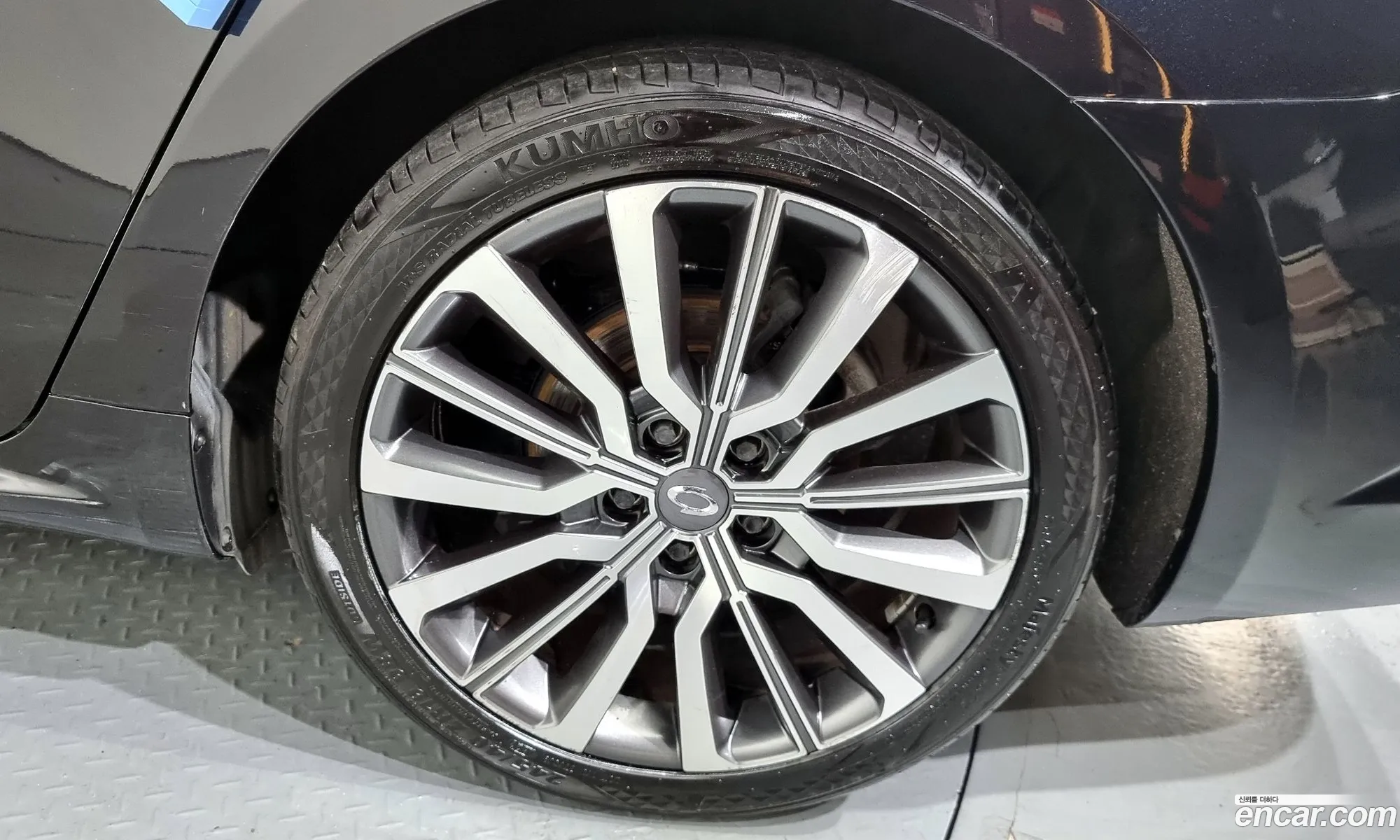 Renault Samsung Sm6 20 Lpe Re 2021 - фотография 1869378