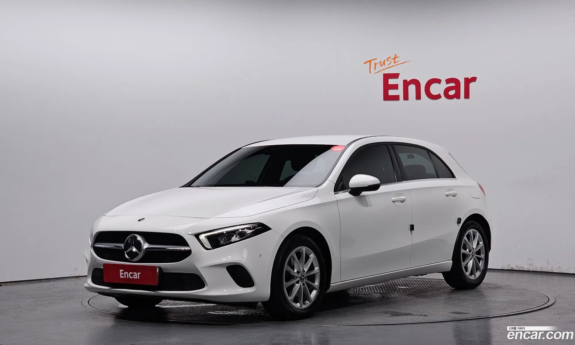 Mercedes-Benz A-Klasse Iv W177 A220 Hatchback 2019 - фотография 18472420