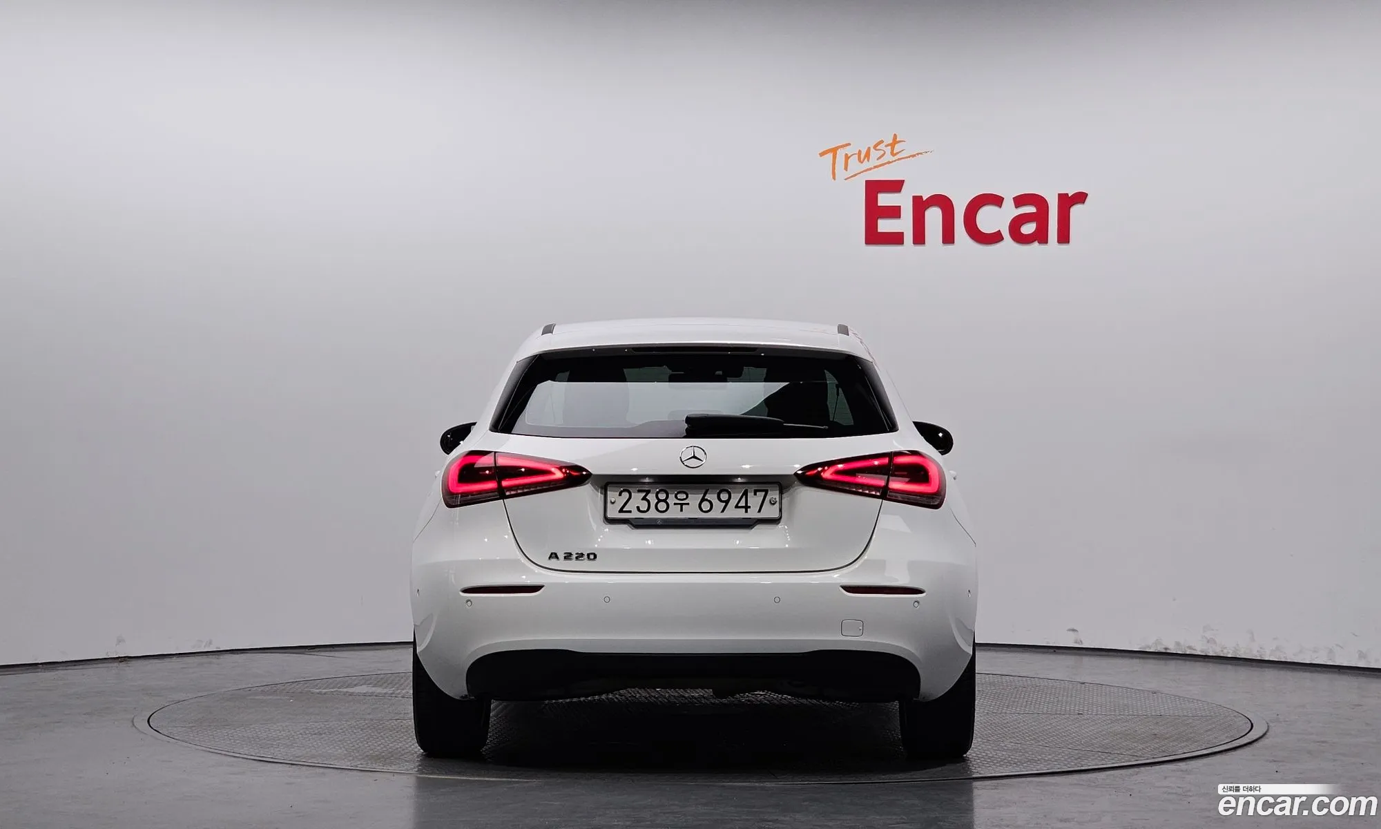 Mercedes-Benz A-Klasse Iv W177 A220 Hatchback 2019 - фотография 18472423