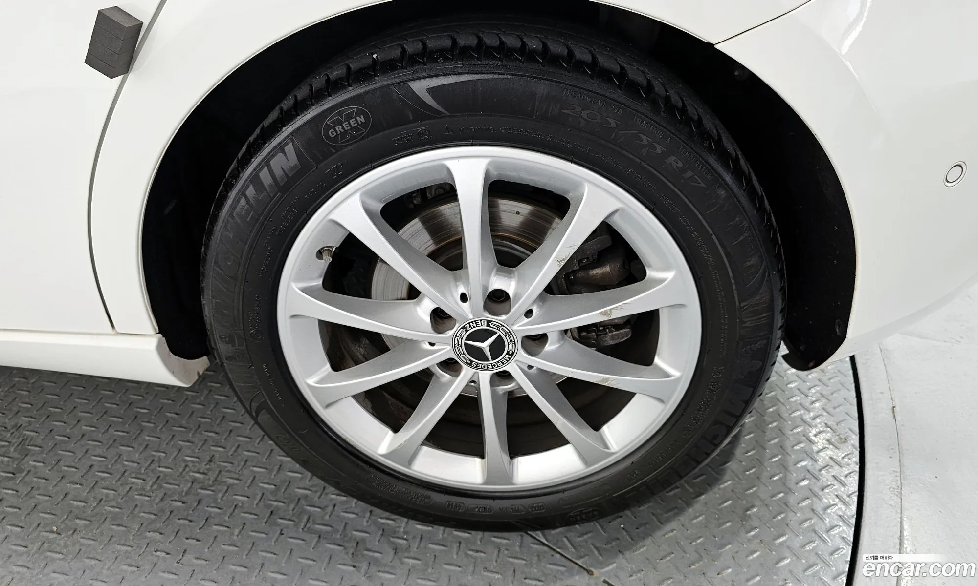 Mercedes-Benz A-Klasse Iv W177 A220 Hatchback 2019 - фотография 18472424