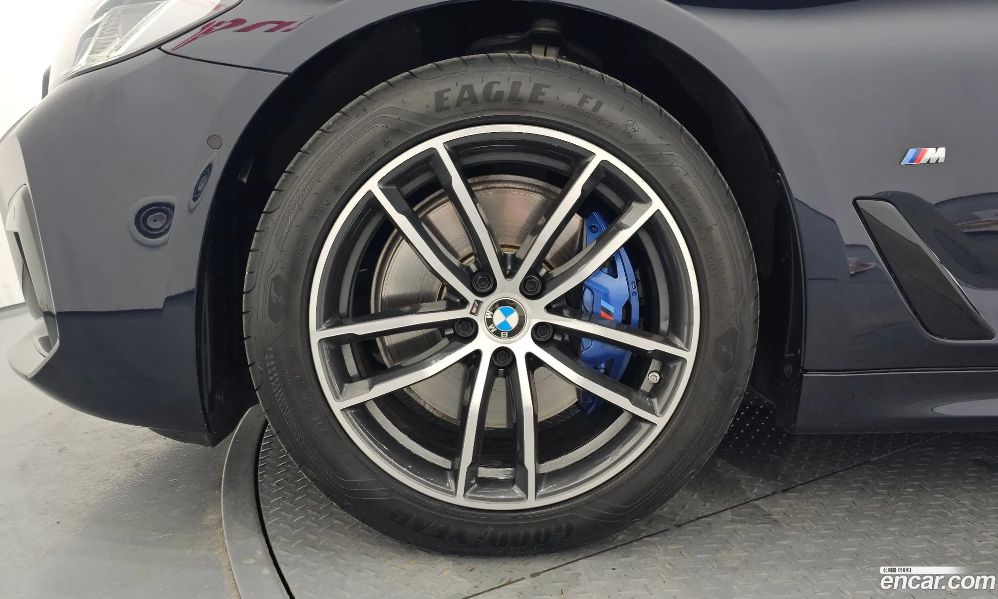 BMW 5Er 523D M Sports 2023 - фотография 15571755