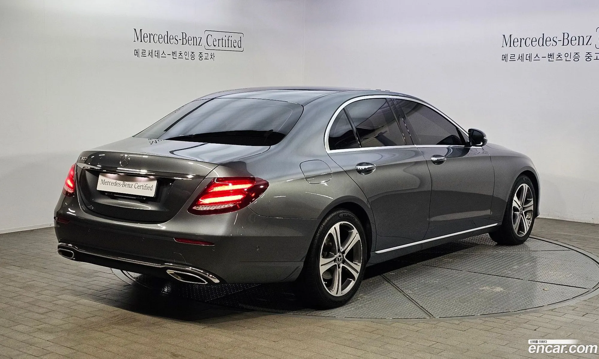 Mercedes-Benz E-Klasse V W213 S213 C238 E300 Avantgarde 2019 - фотография 18529096