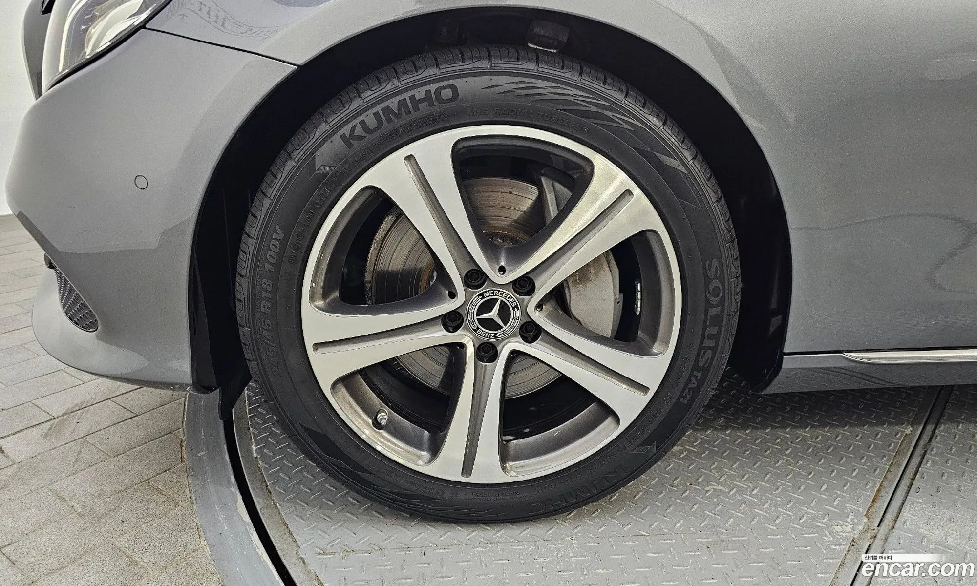 Mercedes-Benz E-Klasse V W213 S213 C238 E300 Avantgarde 2019 - фотография 18529099