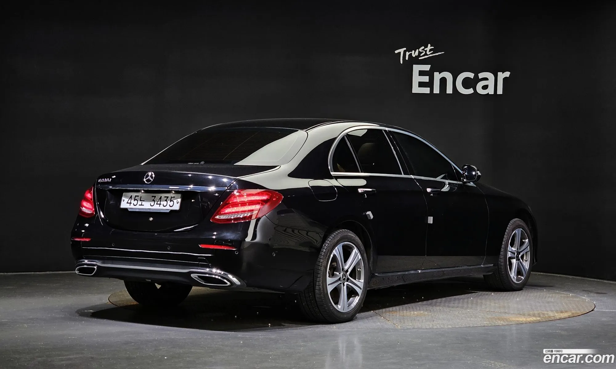 Mercedes-Benz E-Klasse V W213 S213 C238 E220D Avant Garde 2019 - фотография 18465424