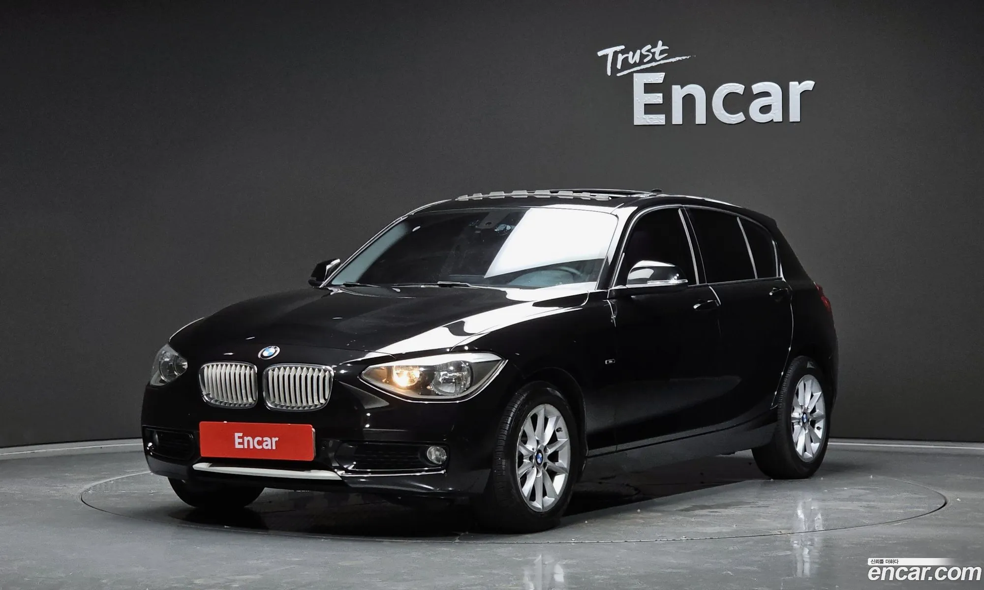 BMW 1Er 118D Urban 5 Door 2014 - фотография 15424893