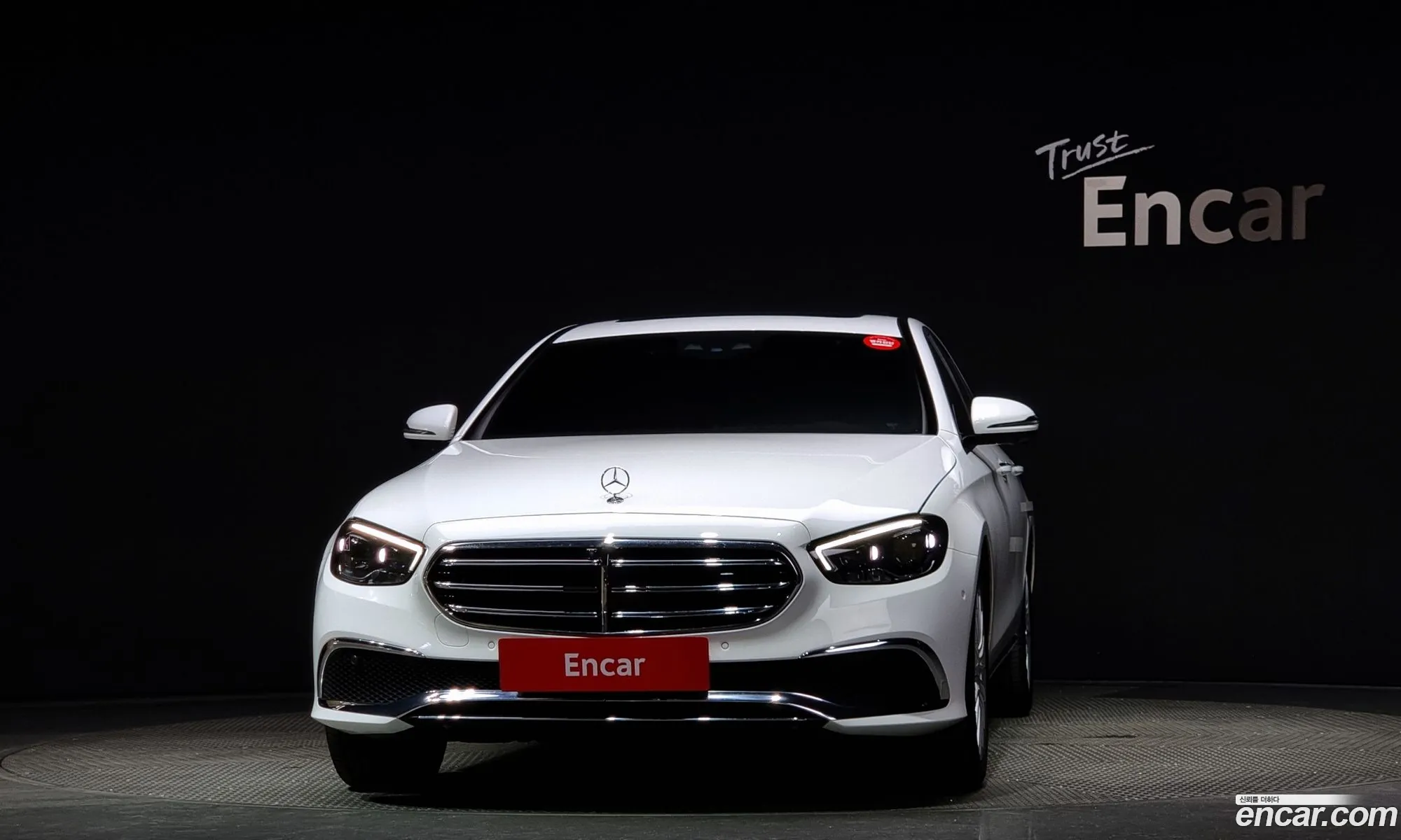 Mercedes-Benz E-Klasse E250 Exclusive 2023 - фотография 18404860