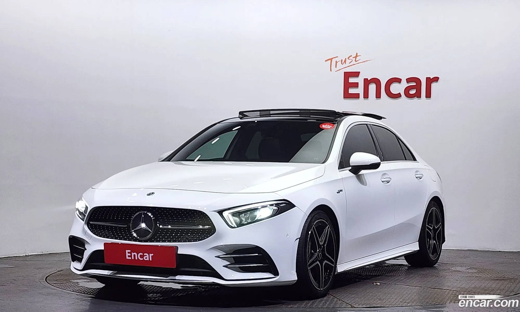 Mercedes-Benz A-Klasse Iv W177 Amg A35 4Matic Sedan 2021 - фотография 18472348