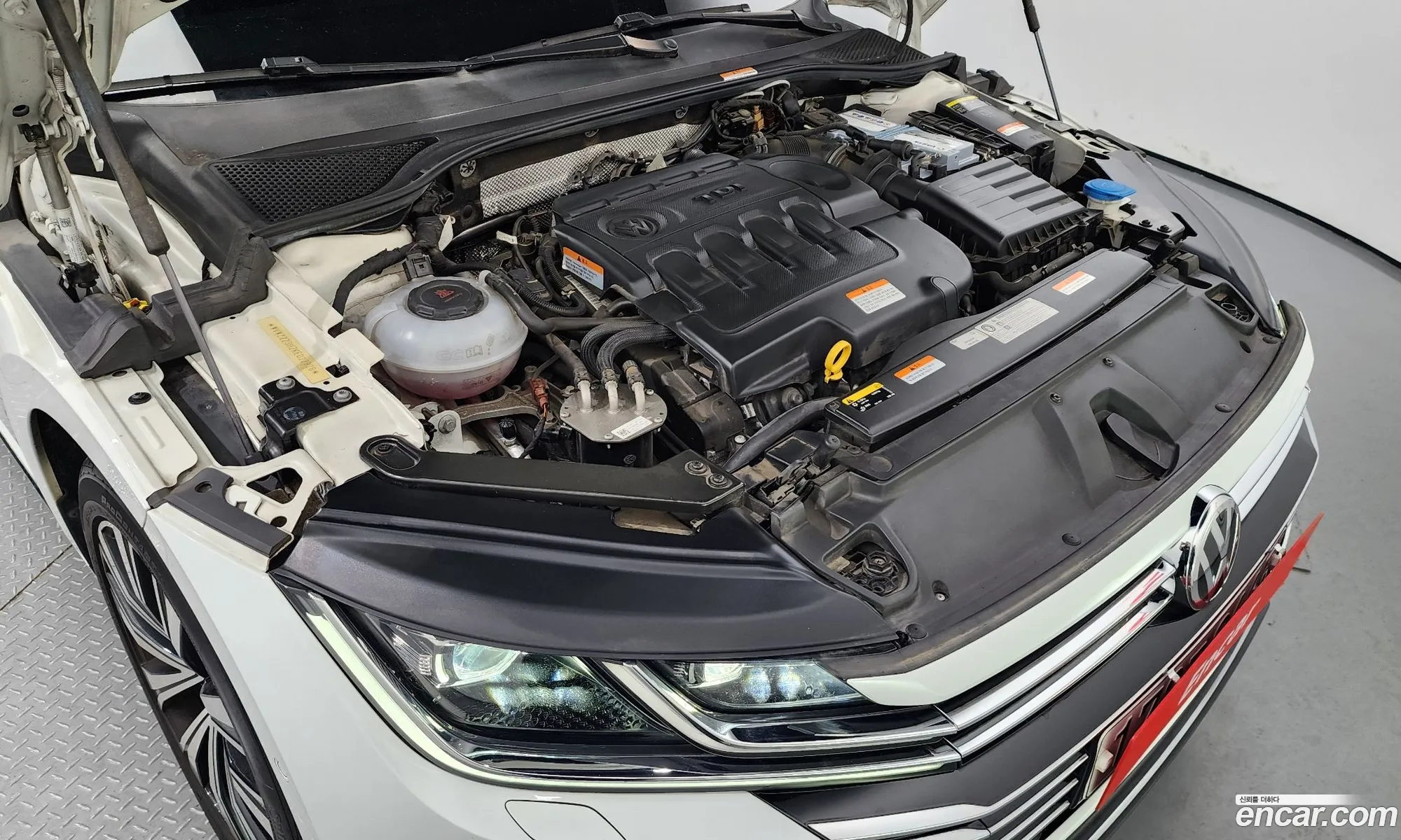 Volkswagen Arteon I 20 Tdi Premium 2019 - фотография 12546007