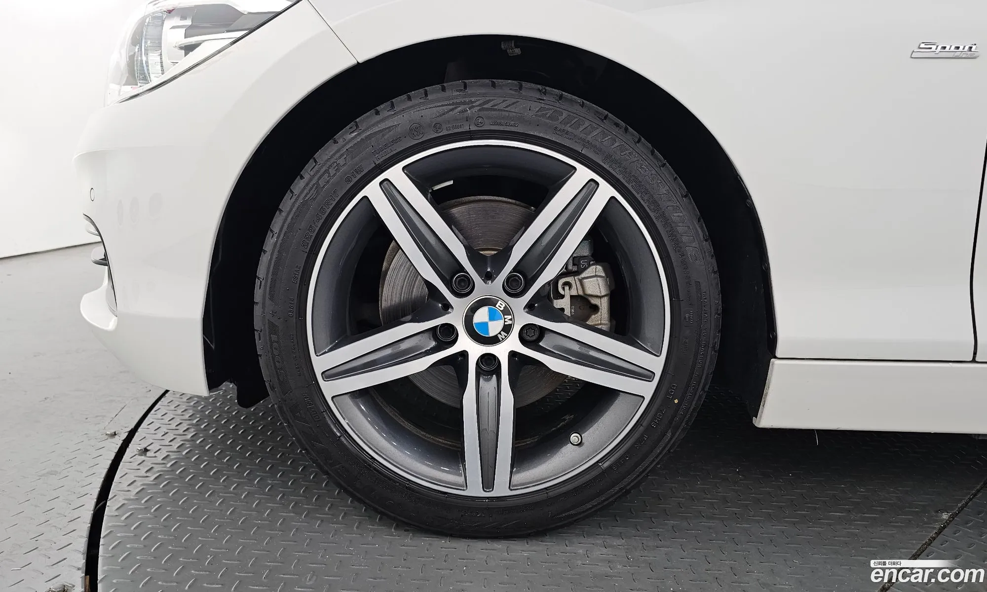 BMW 1Er Ii F20F21 118D Sport 5 Door 2016 - фотография 15417814