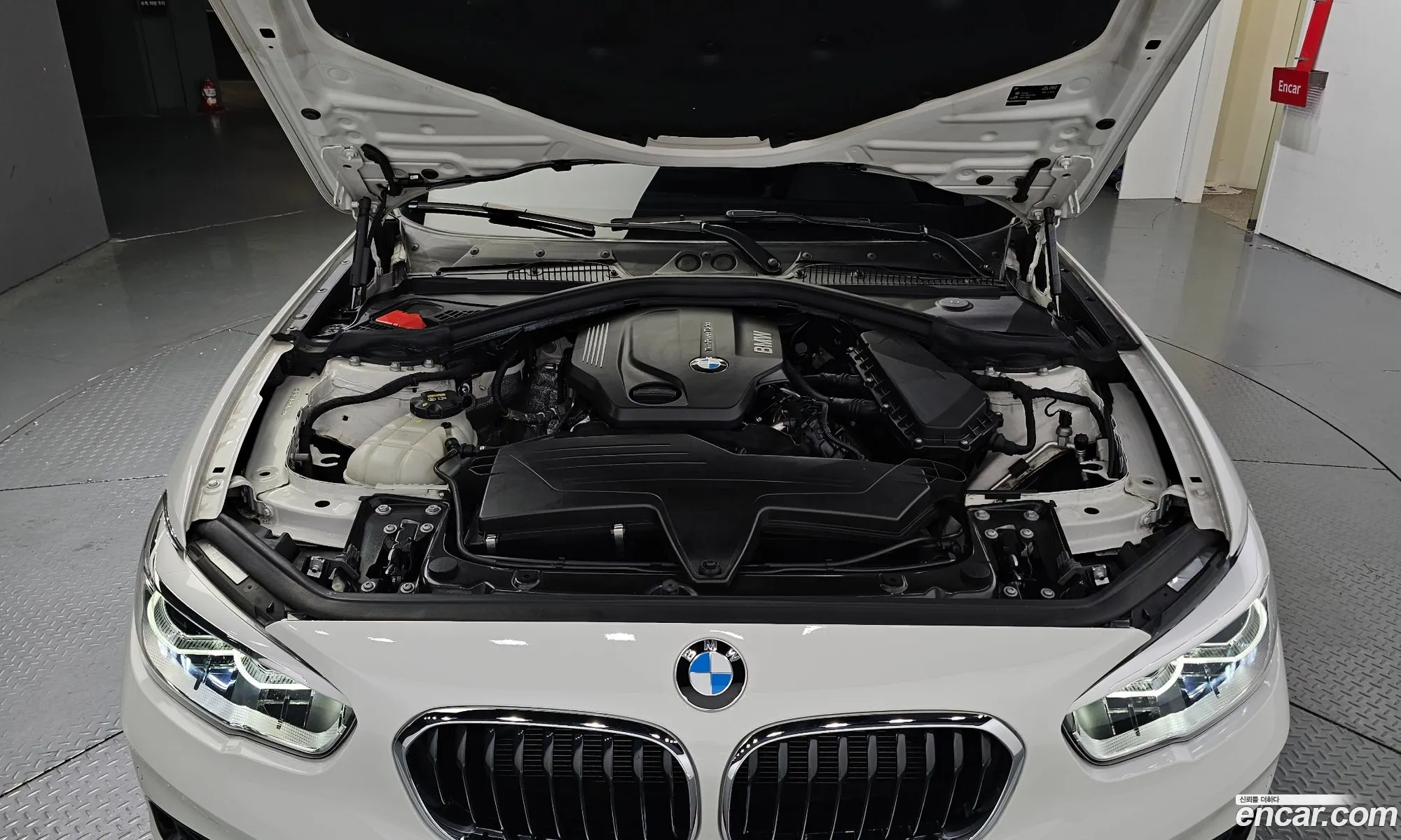 BMW 1Er Ii F20F21 118D Sport 5 Door 2016 - фотография 15417815