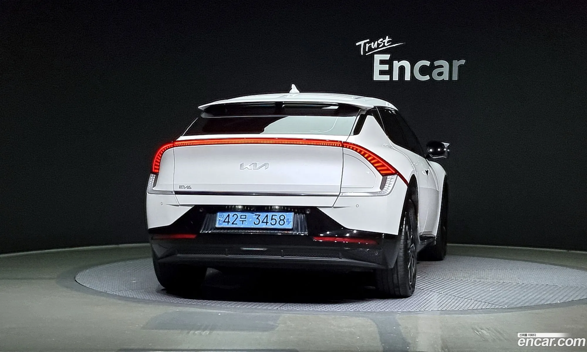 Kia Ev6 Ev6 Long Range 2022 - фотография 12741992