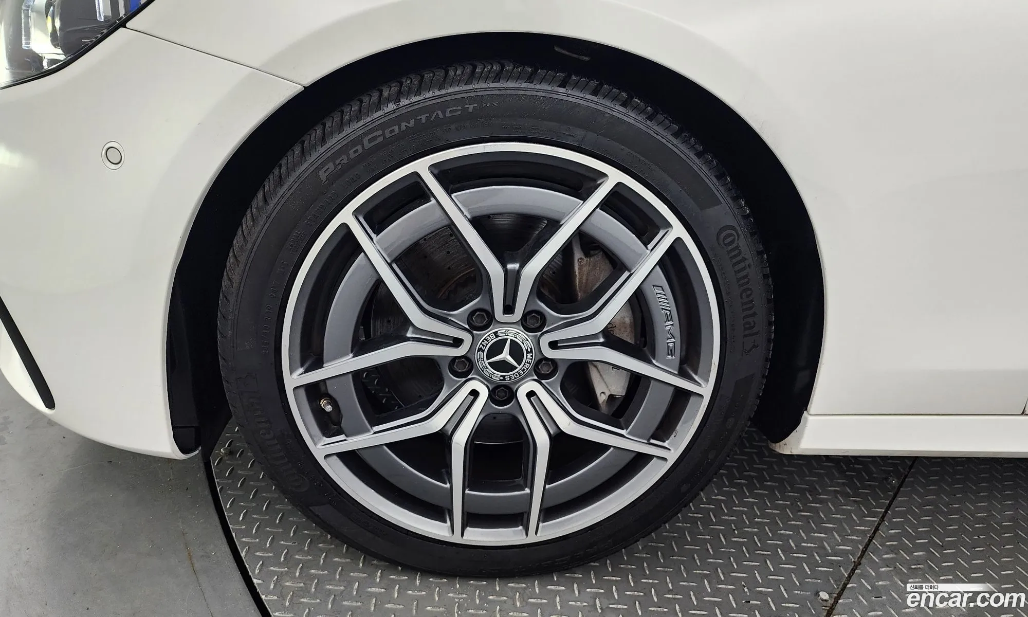Mercedes-Benz E-Klasse V W213 S213 C238 E220D 4Matic Amg Line 2021 - фотография 18465487