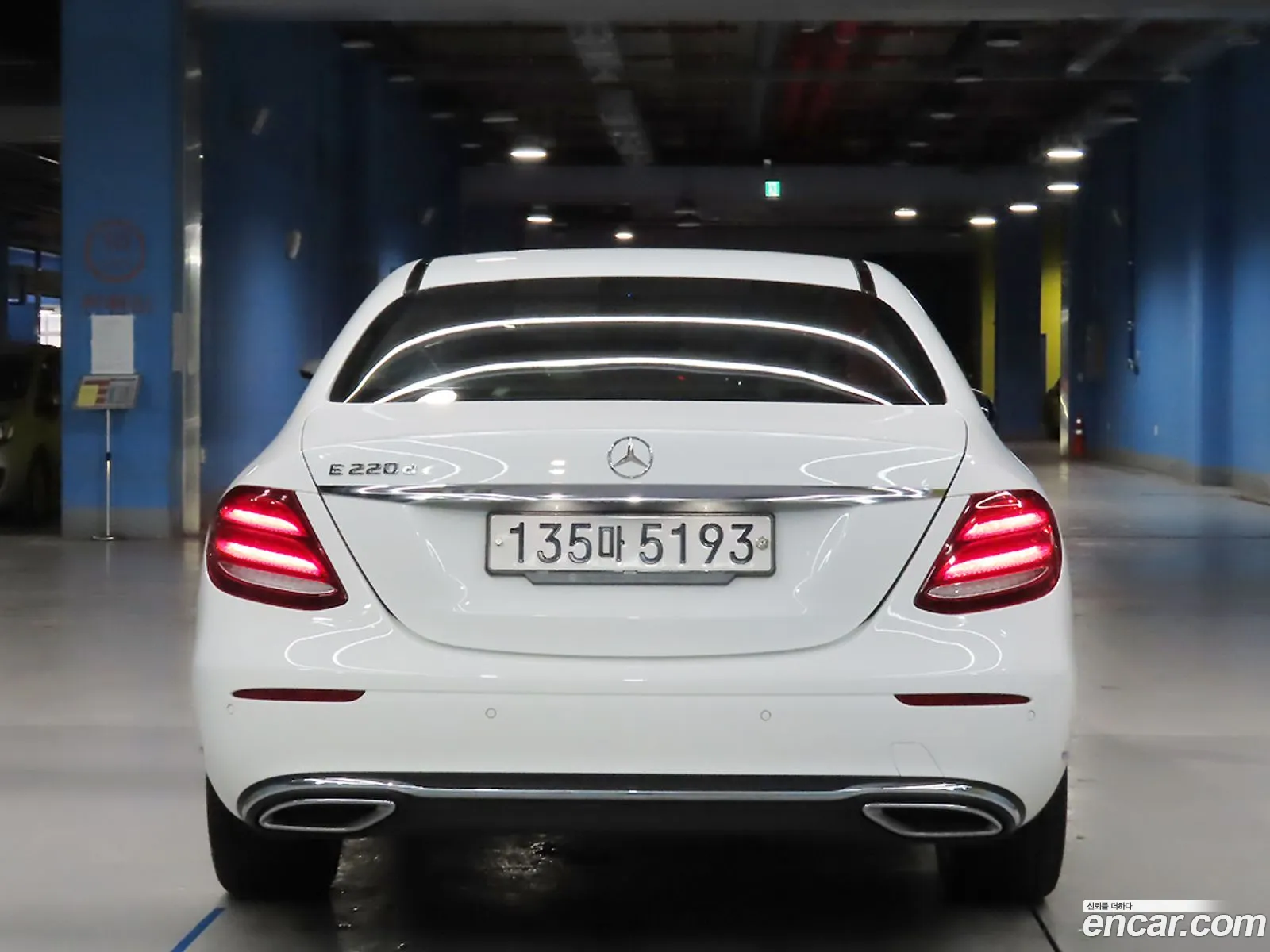 Benz E-Class W213 E220D Exclusive - фотография 18517211
