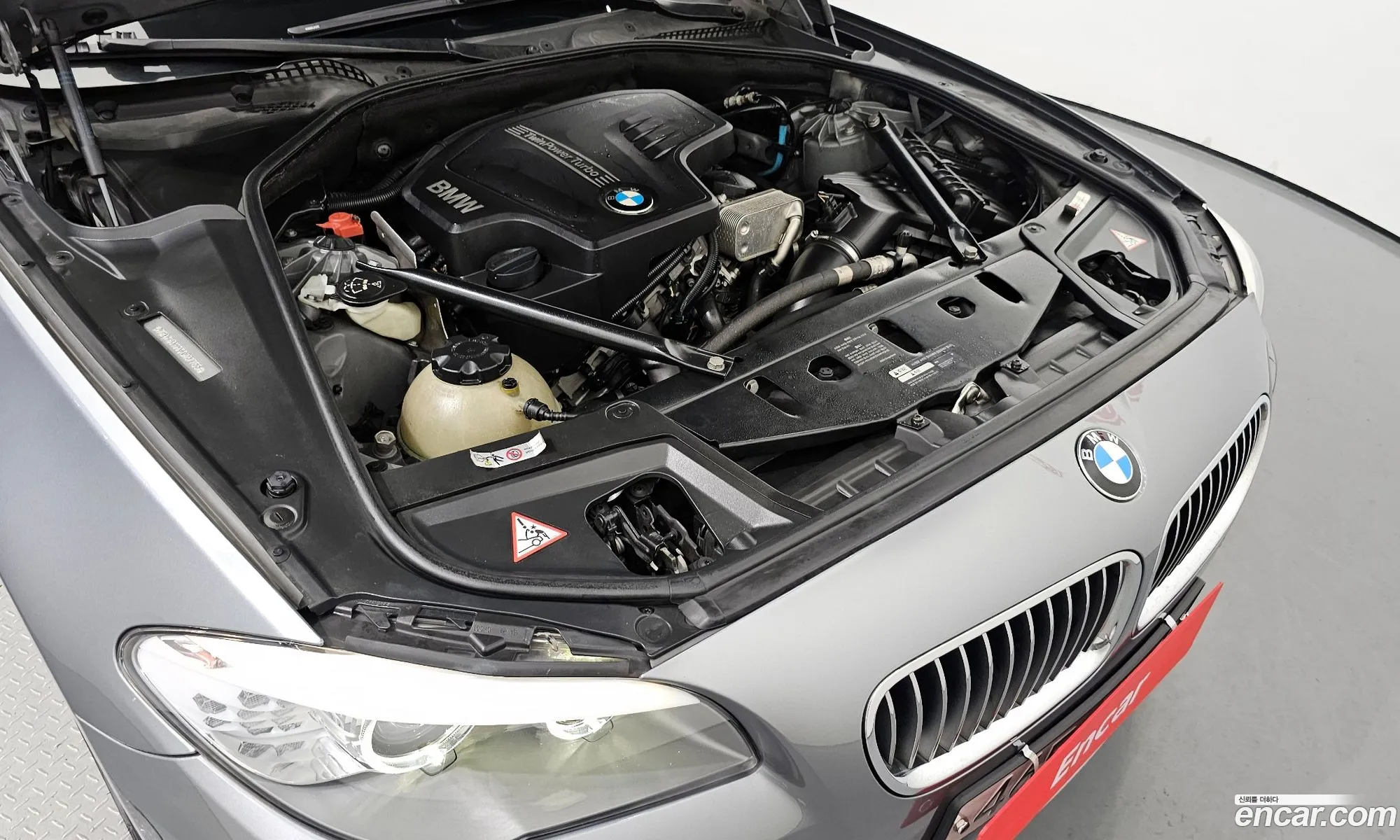 BMW 5Er Vi F10F11F07 528I xDrive 2012 - фотография 15546174